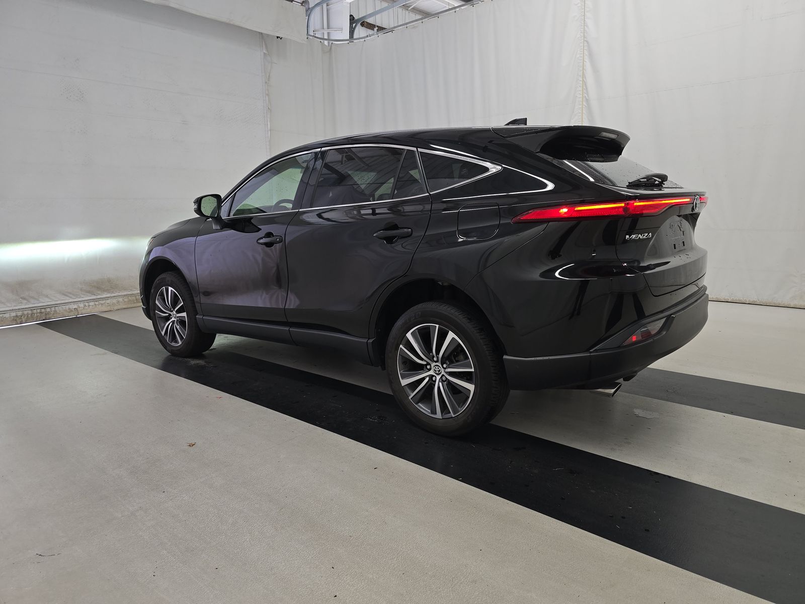 2022 Toyota Venza LE AWD