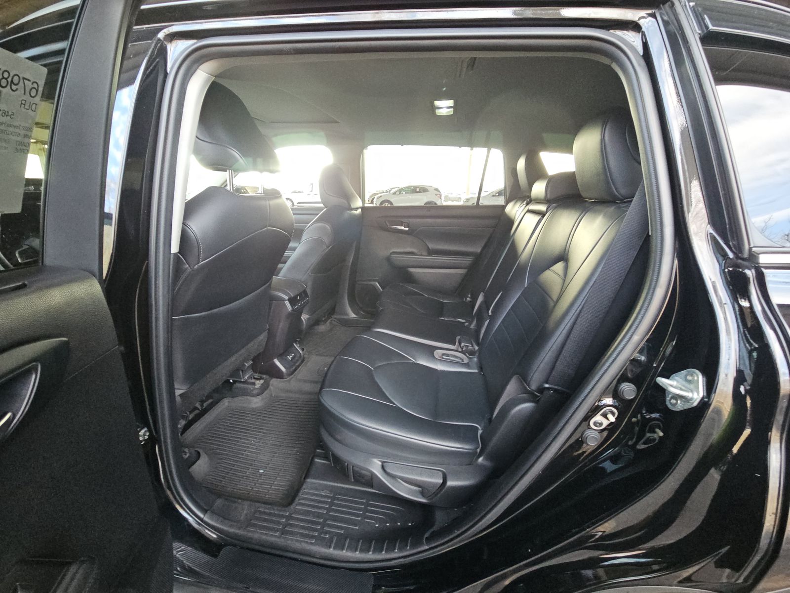 2022 Toyota Highlander XLE AWD