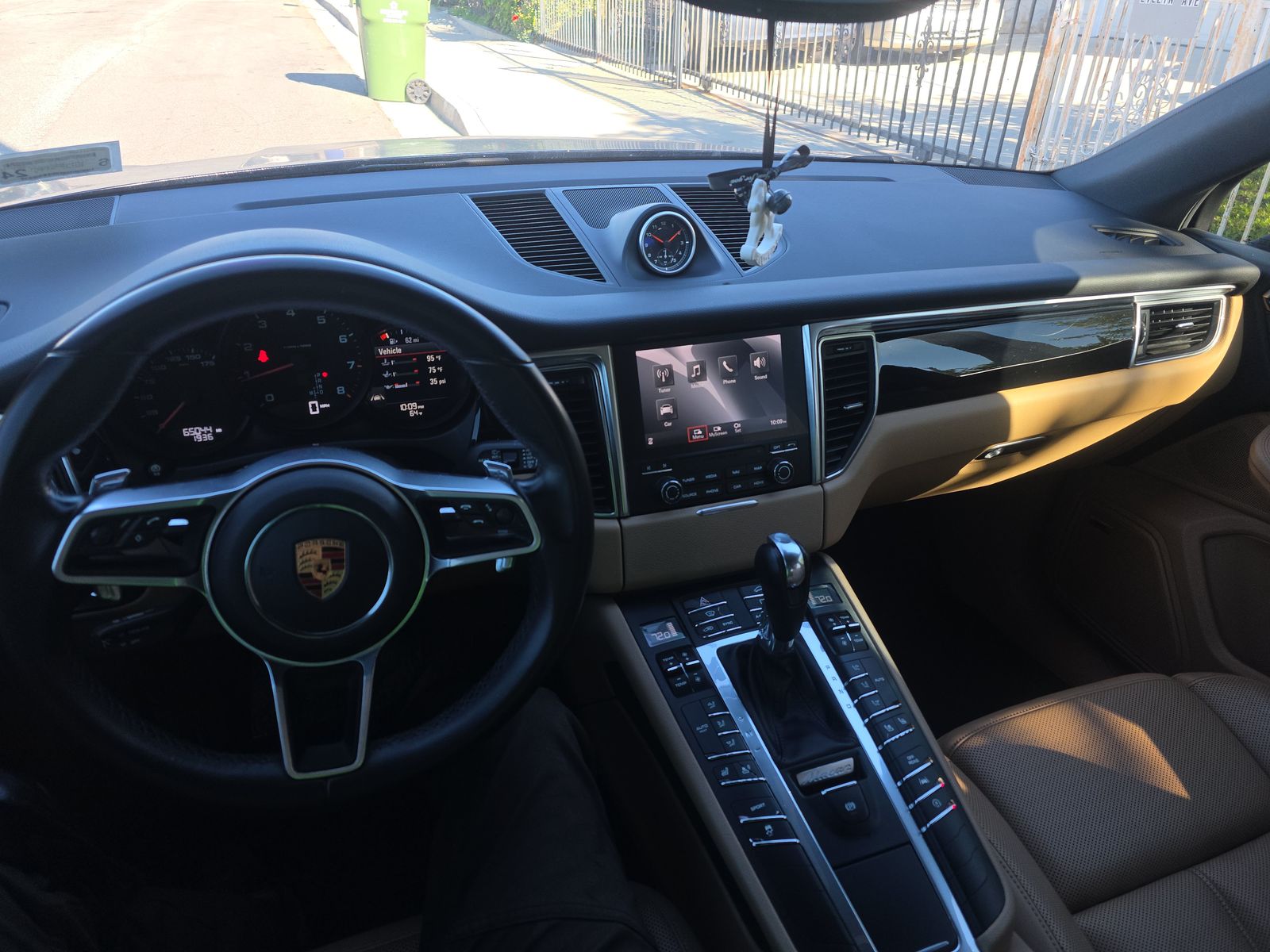 2018 Porsche Macan Base AWD