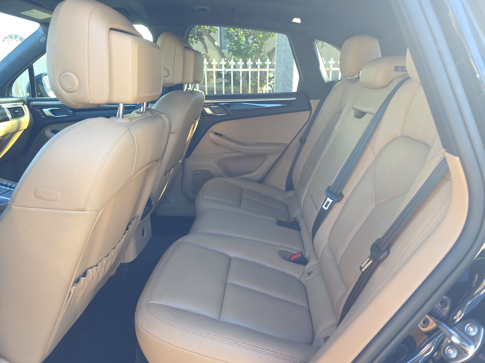 2018 Porsche Macan Base AWD