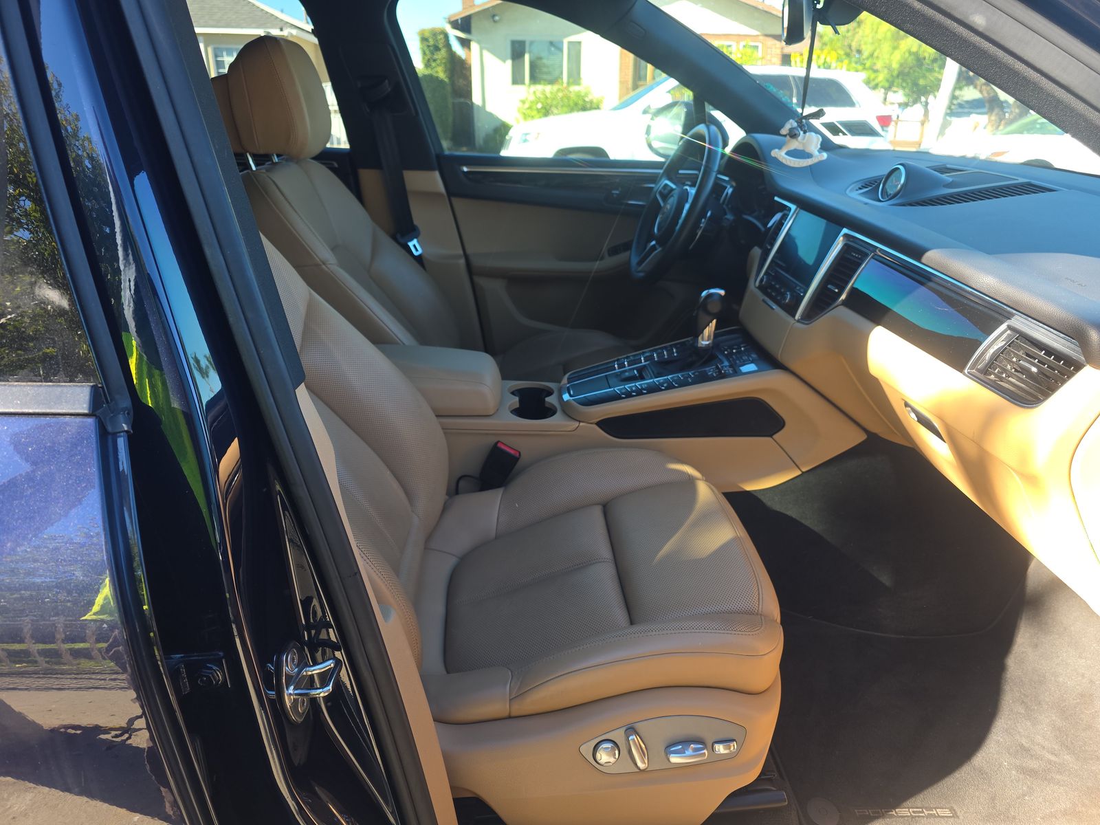 2018 Porsche Macan Base AWD