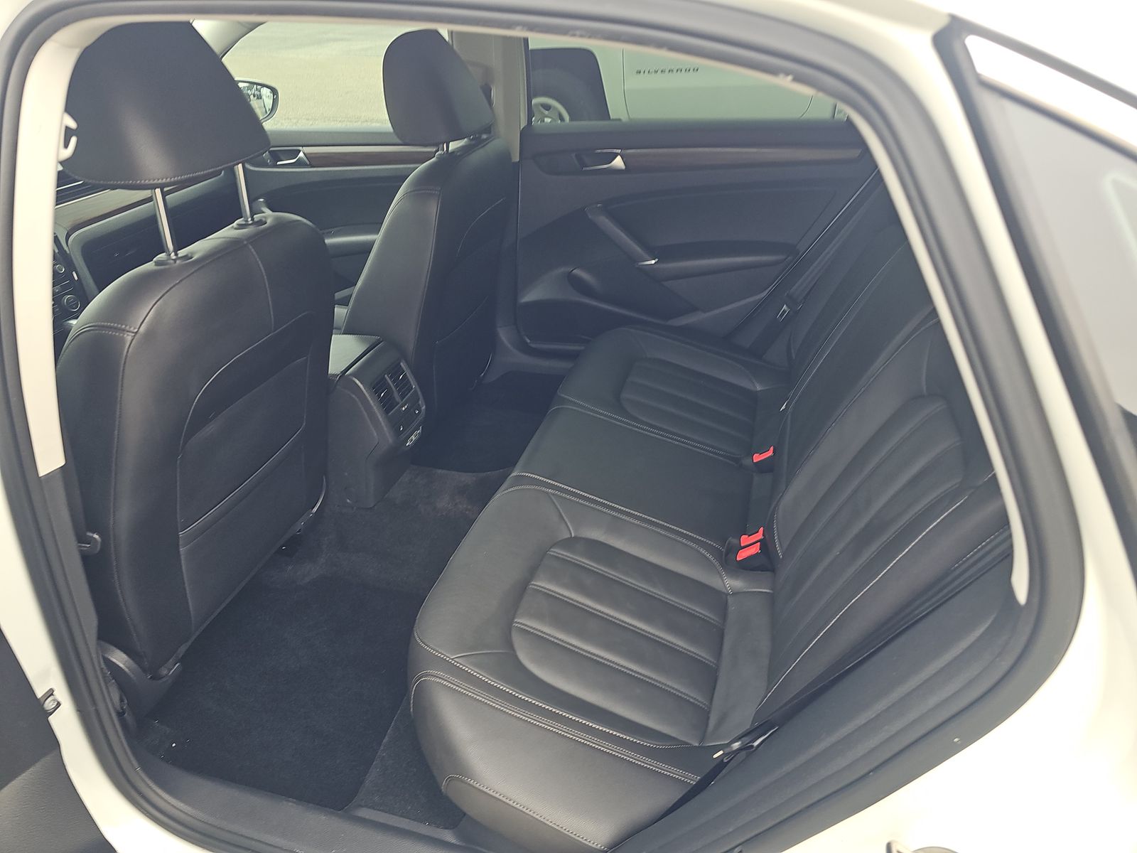 2020 Volkswagen Passat 2.0T SEL FWD