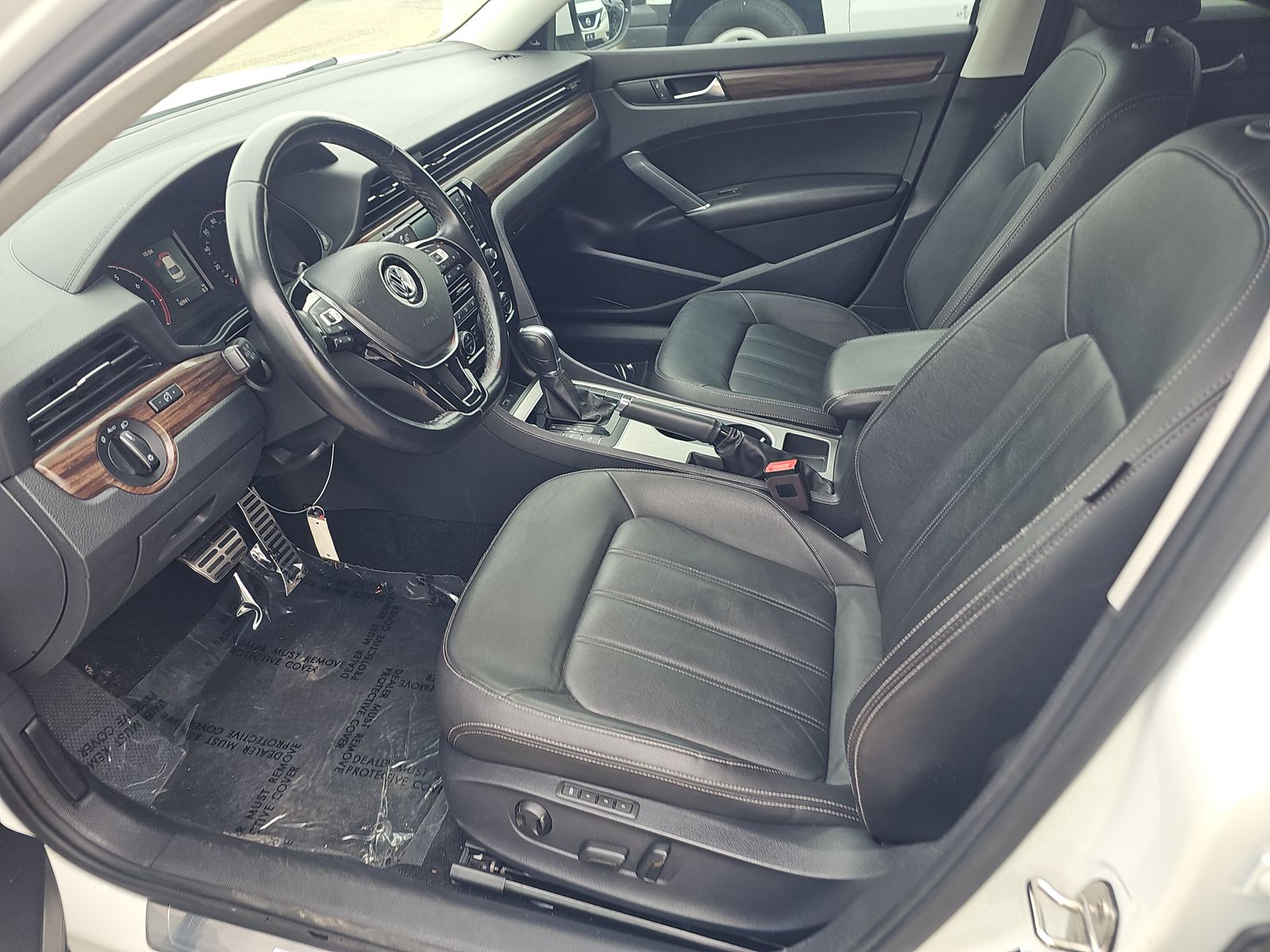 2020 Volkswagen Passat 2.0T SEL FWD