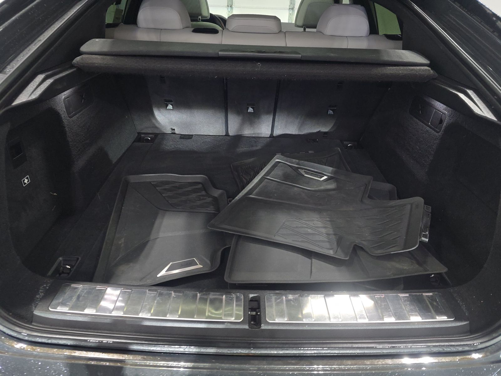 2023 BMW X6 xDrive40i AWD