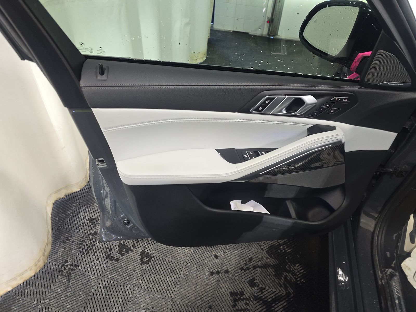 2023 BMW X6 xDrive40i AWD