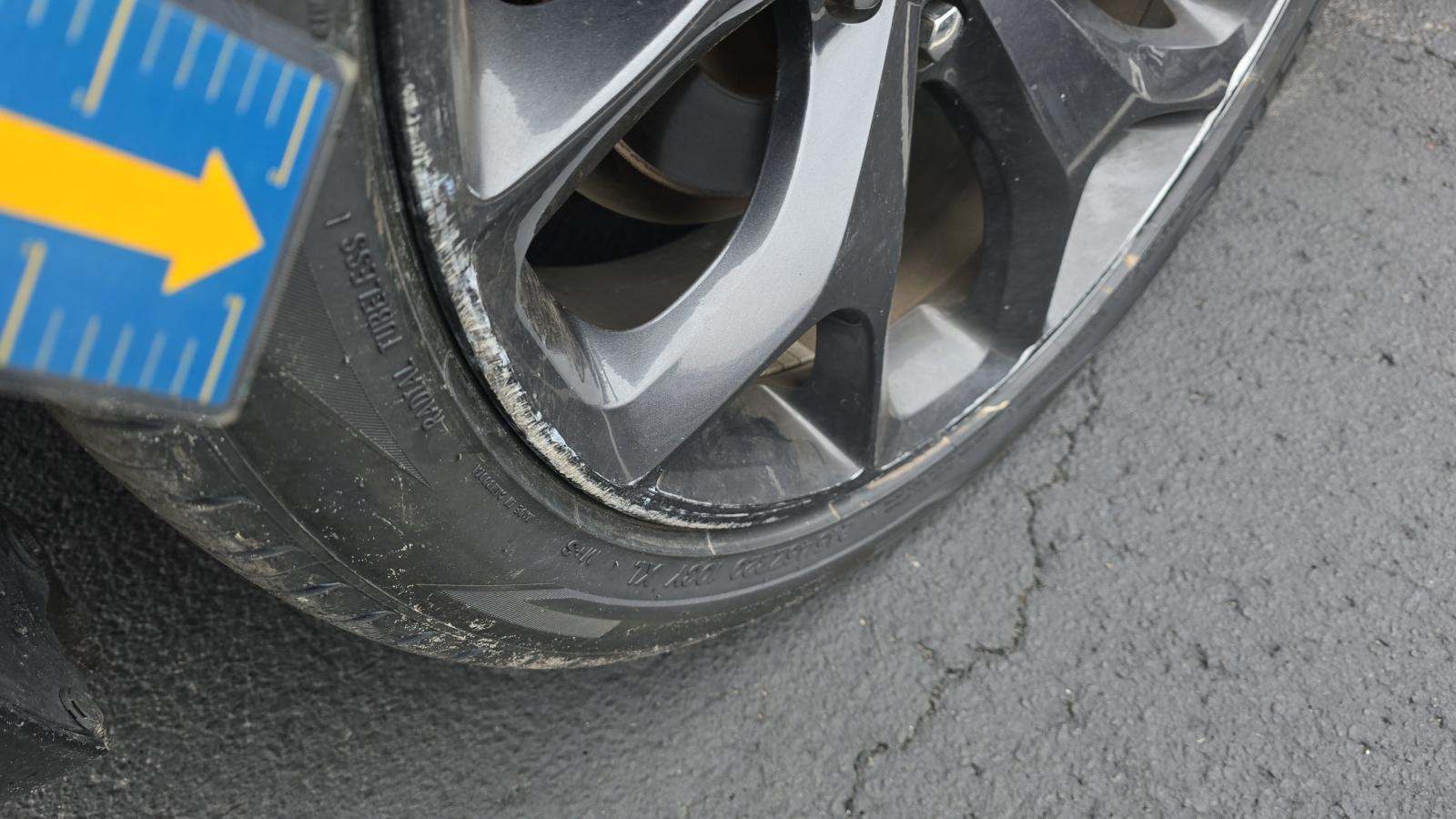 2023 Chrysler 300 300S RWD