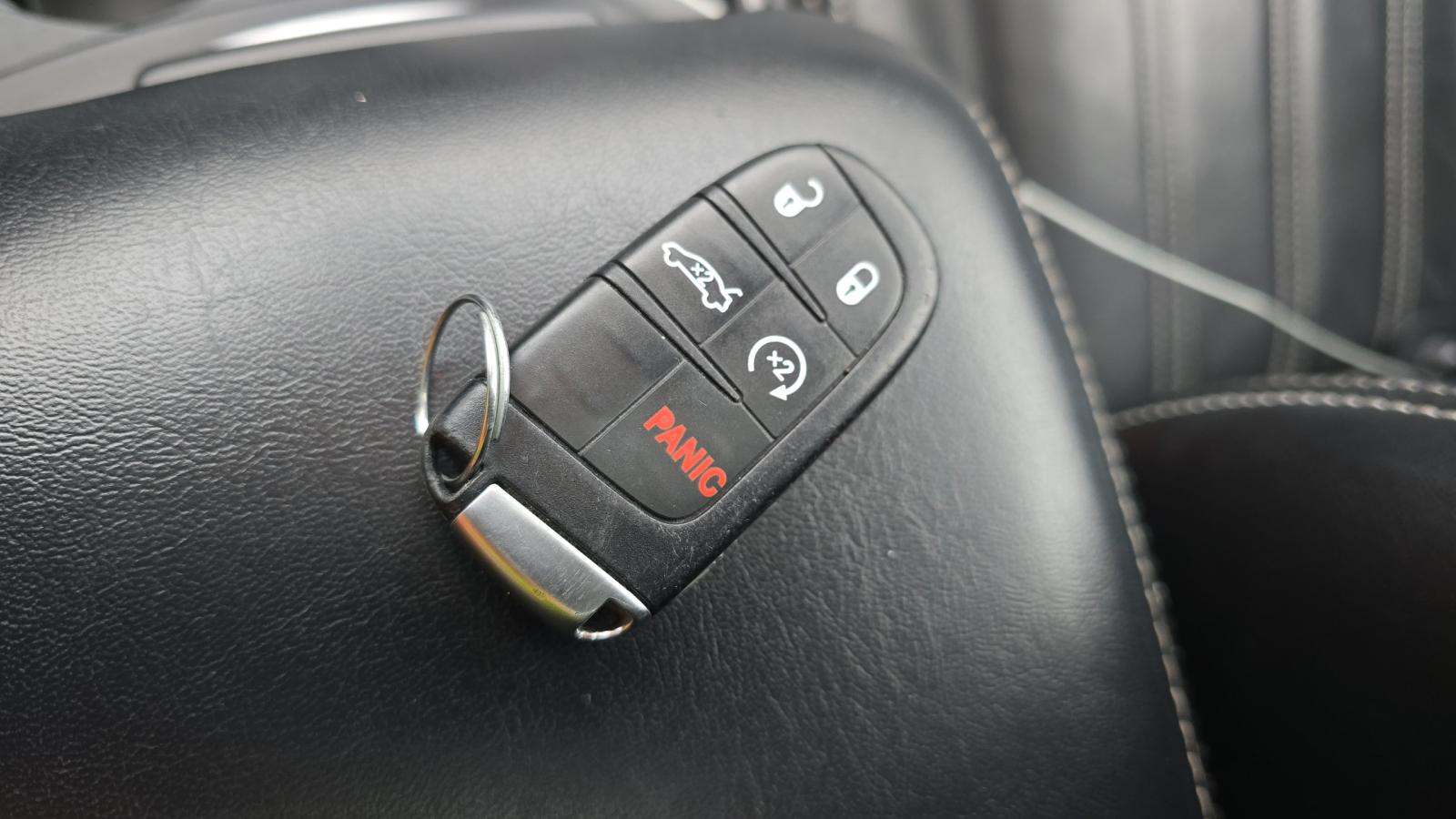 2023 Chrysler 300 300S RWD