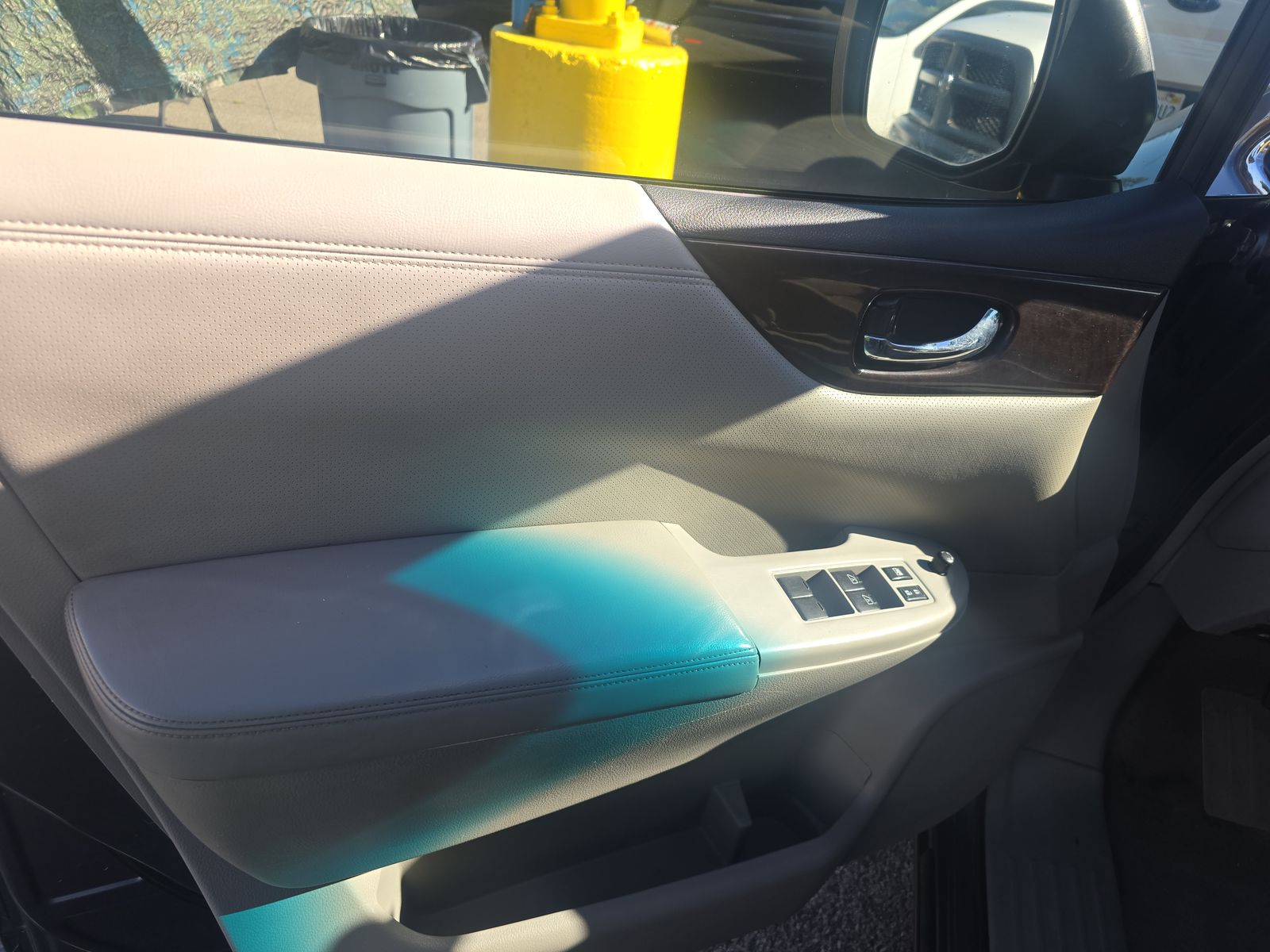 2017 Nissan Quest SV FWD
