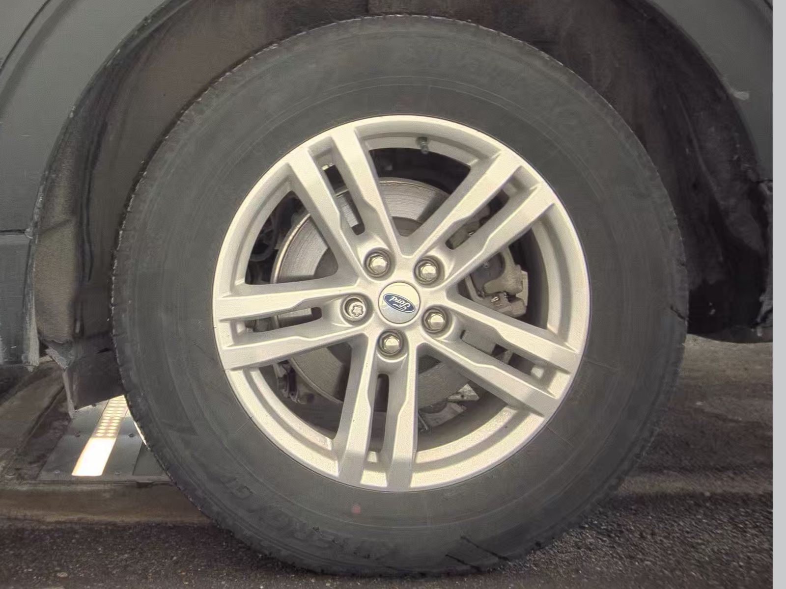 2022 Ford Explorer XLT AWD