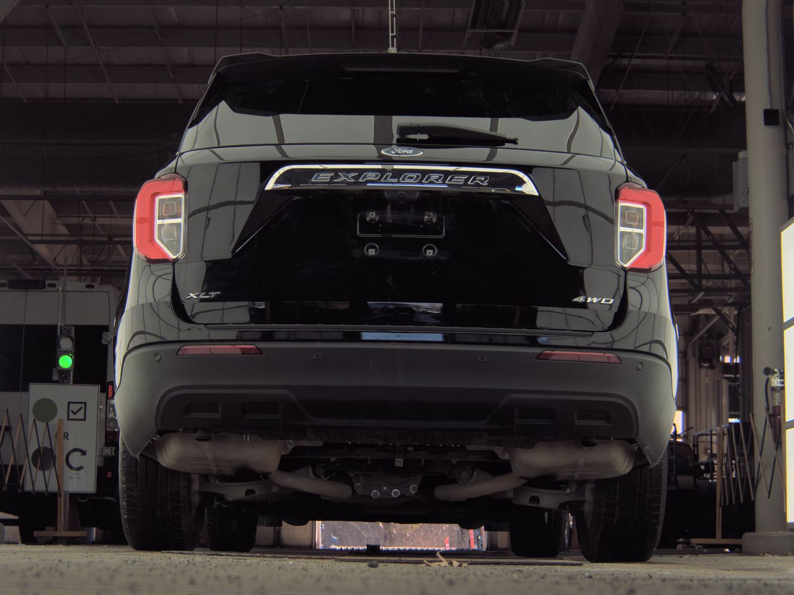 2023 Ford Explorer XLT AWD