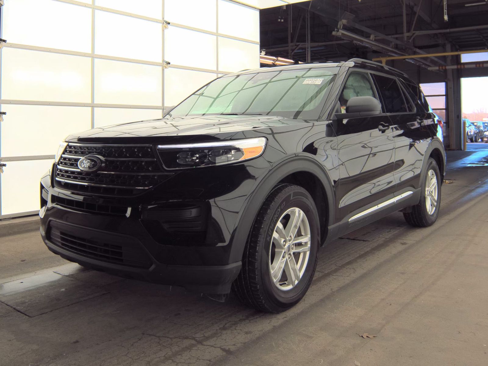 2023 Ford Explorer XLT AWD