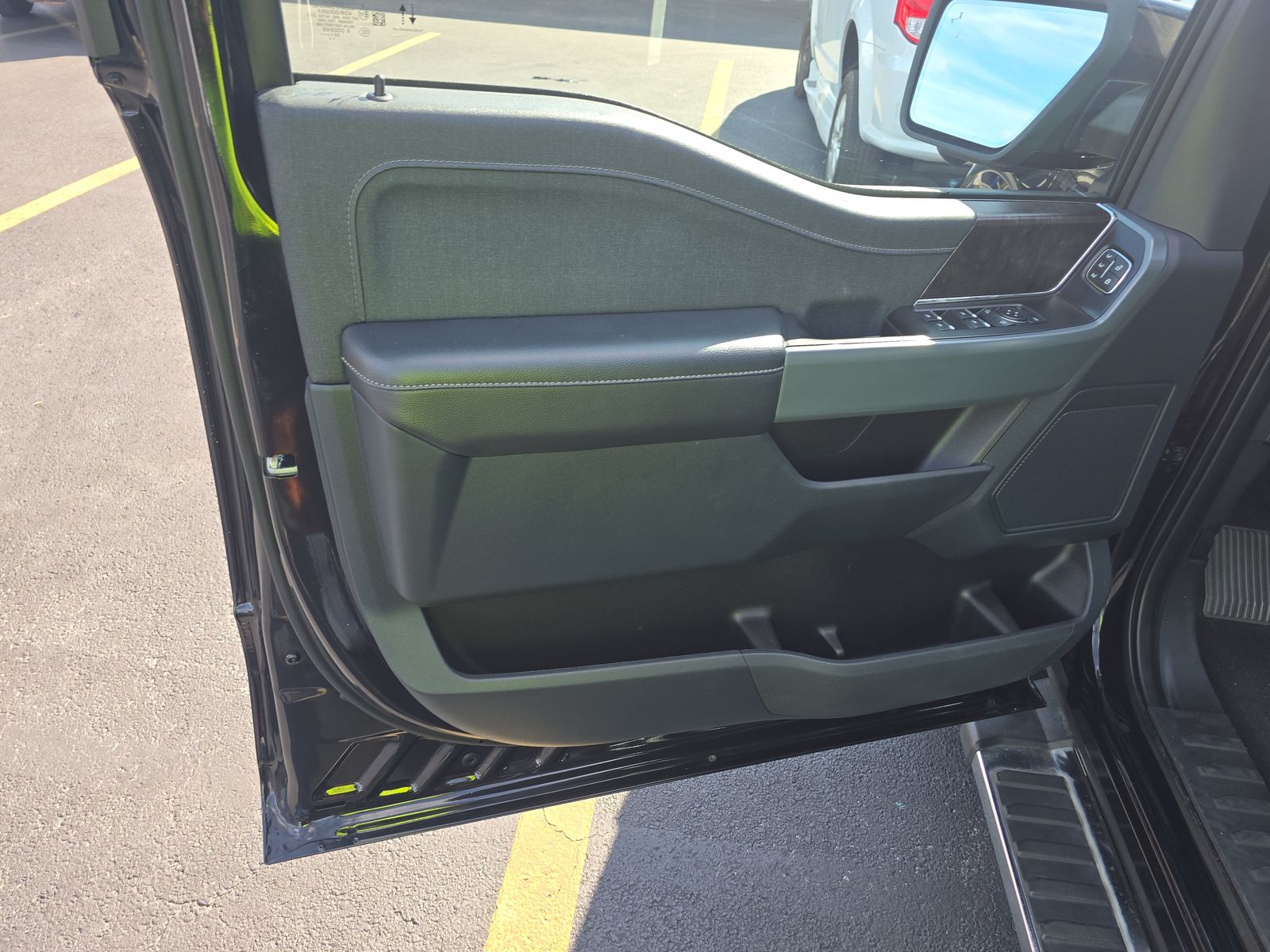 2022 Ford F-150 Lariat AWD