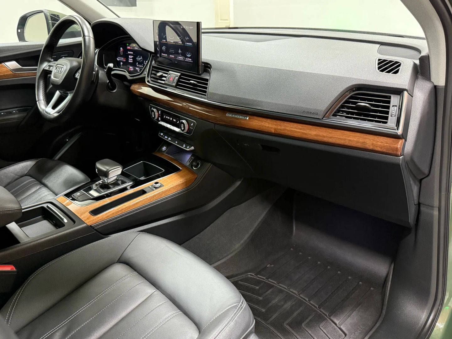 2022 Audi Q5 S line Premium Plus AWD