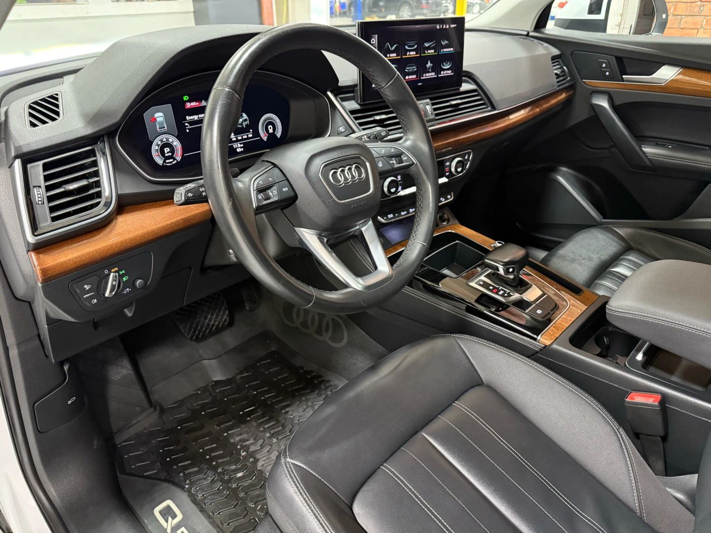 2022 Audi Q5 S line Premium Plus AWD