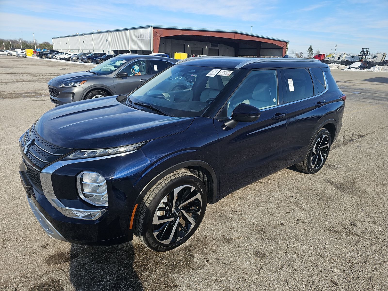 2024 Mitsubishi Outlander SEL FWD