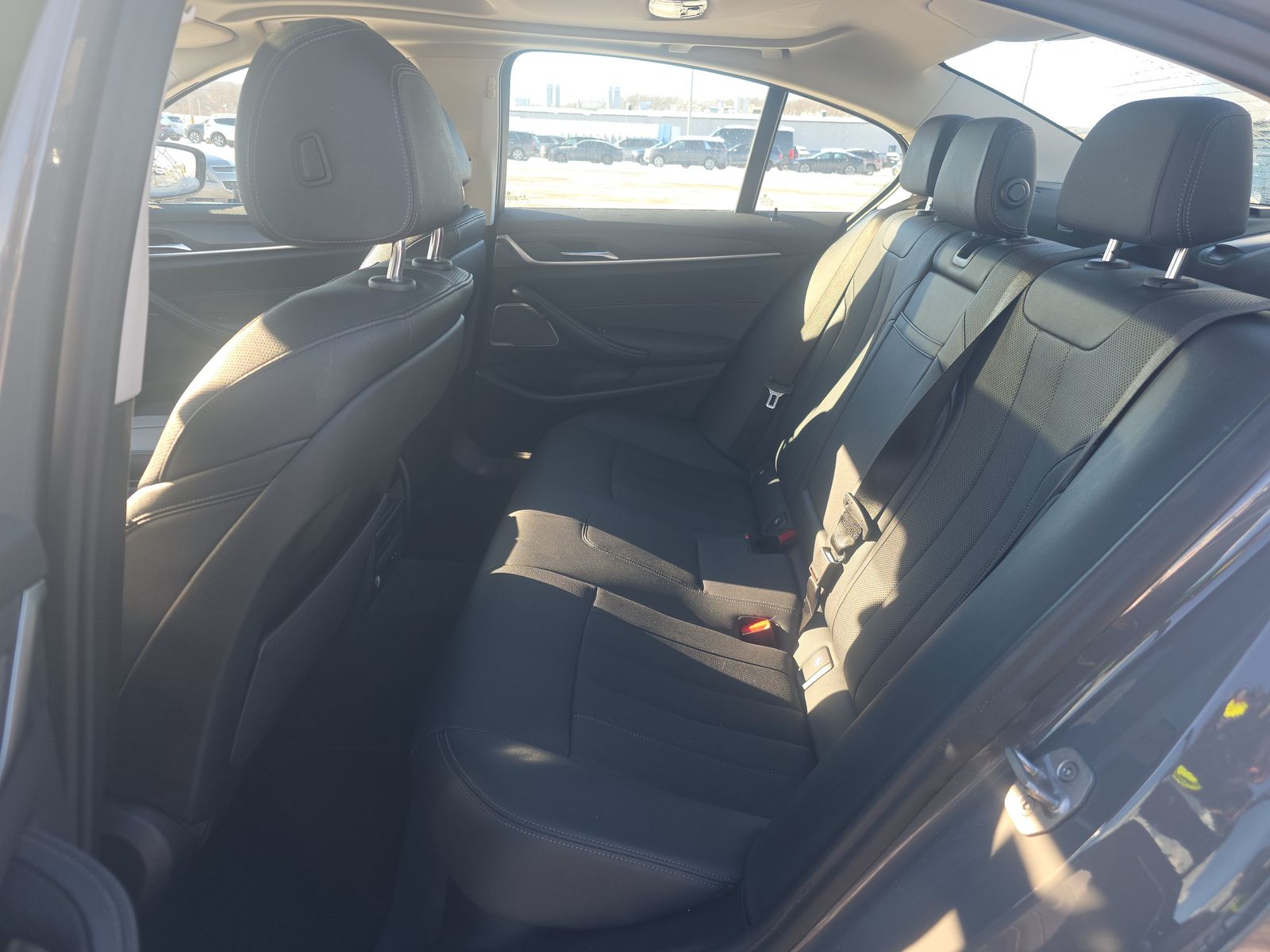 2022 BMW 5 Series 530e xDrive AWD