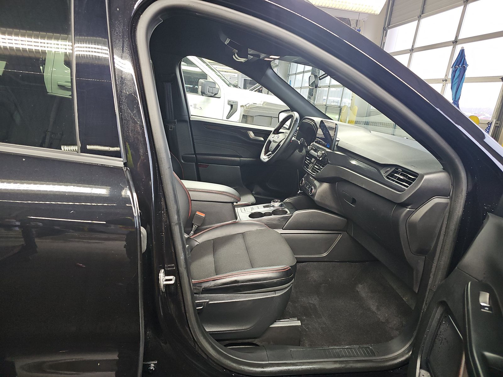 2025 Ford Escape Hybrid ST-Line Elite AWD