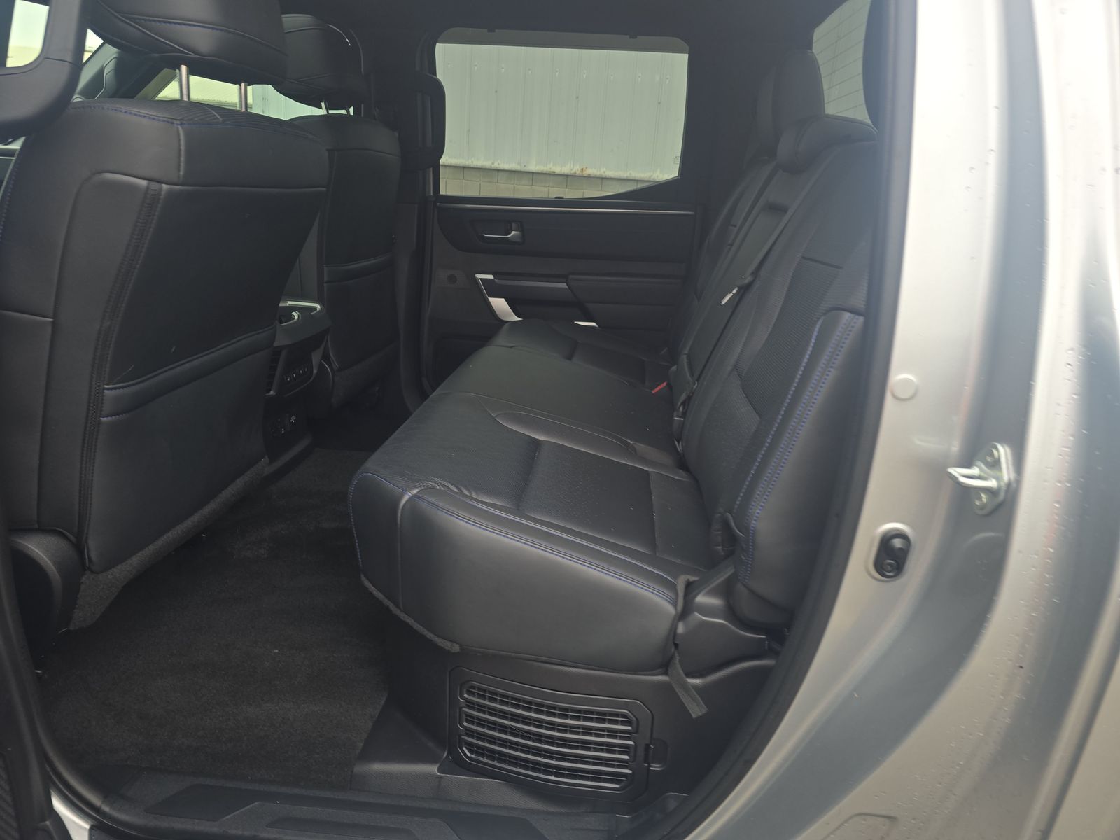 2022 Toyota Tundra Hybrid Platinum AWD