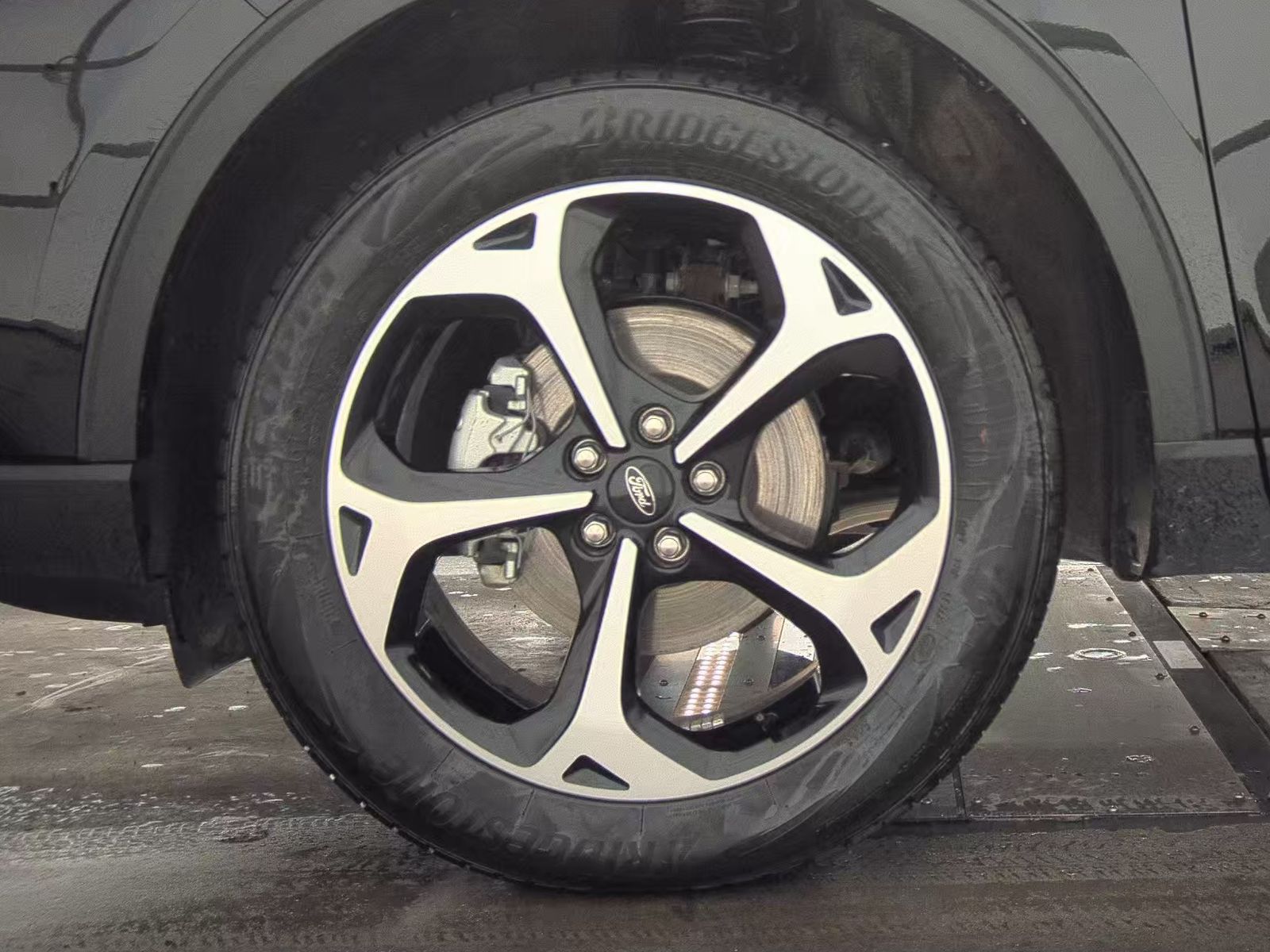 2025 Ford Escape Hybrid ST-Line Elite AWD