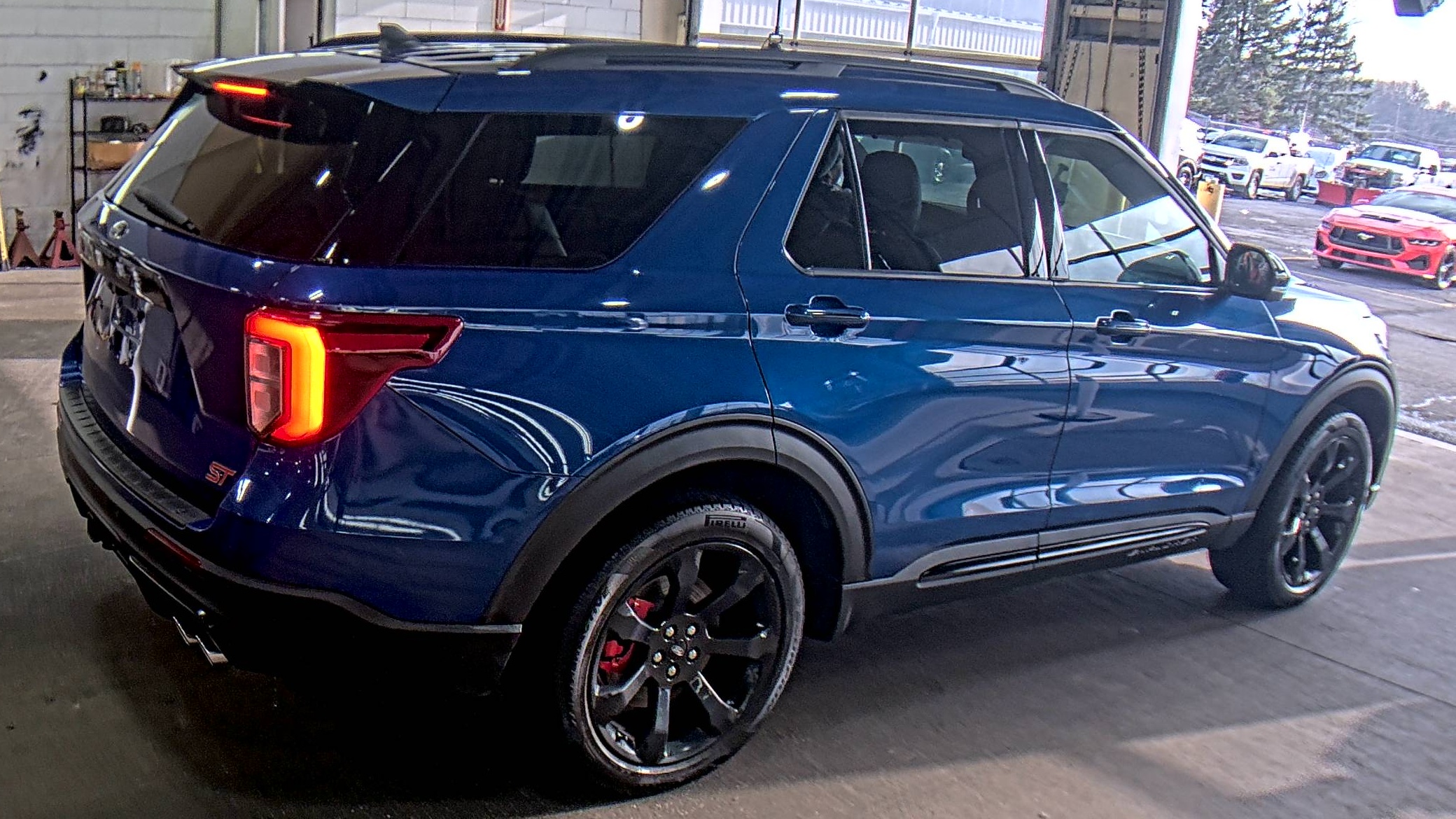 2023 Ford Explorer ST AWD