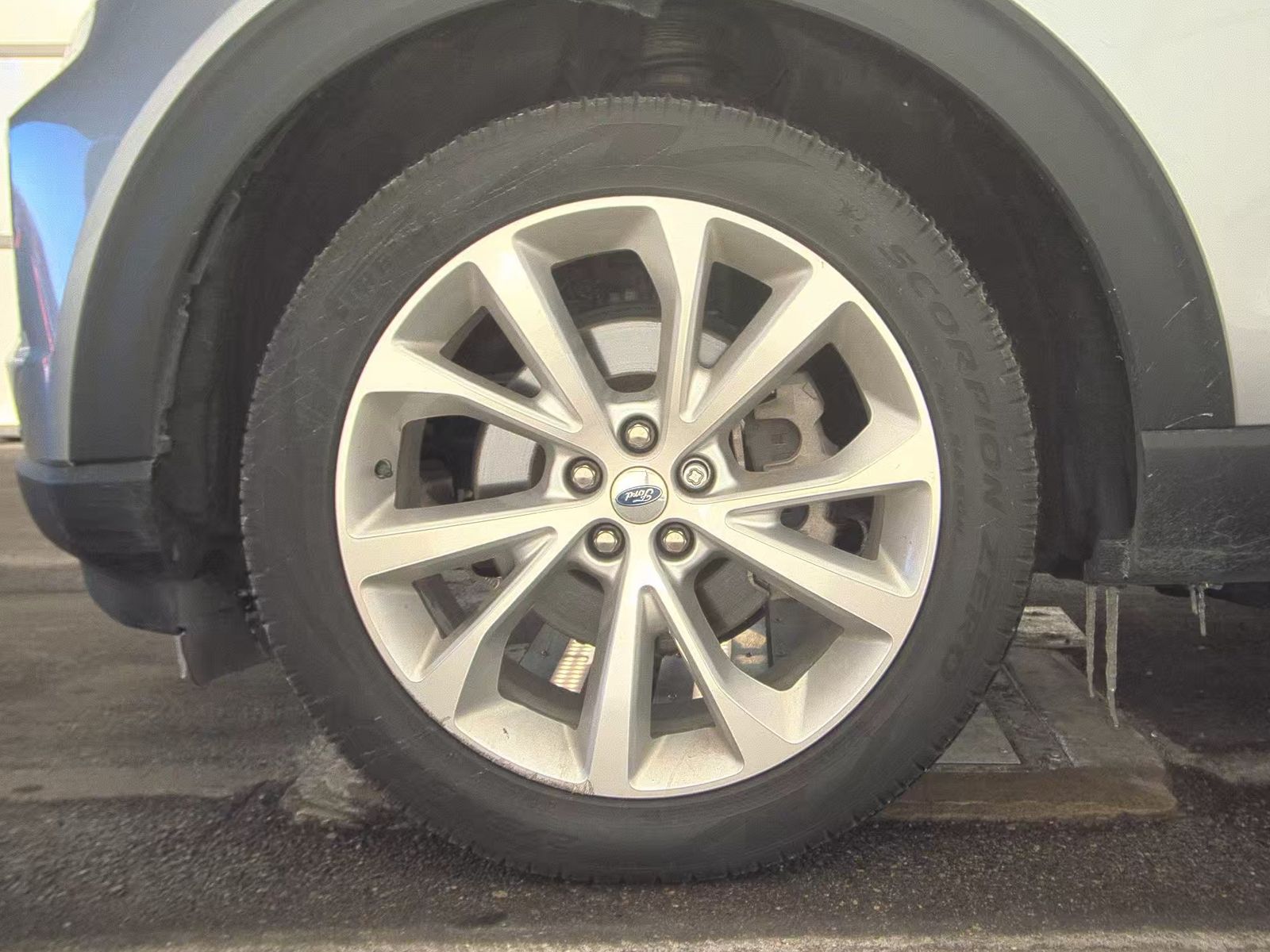 2022 Ford Explorer Platinum AWD