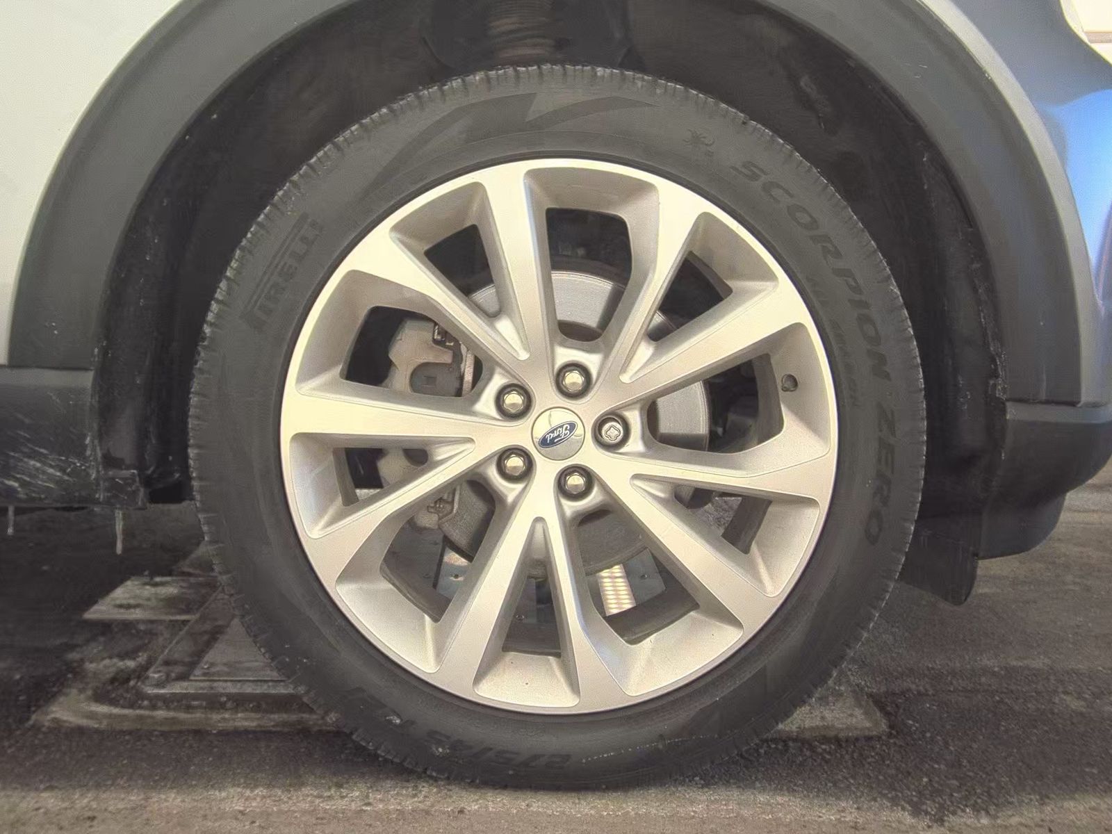 2022 Ford Explorer Platinum AWD