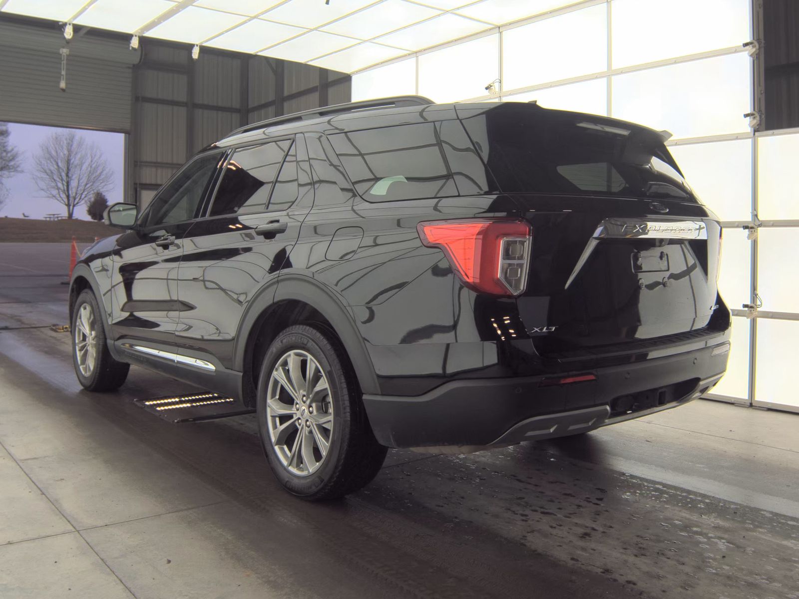 2022 Ford Explorer XLT AWD