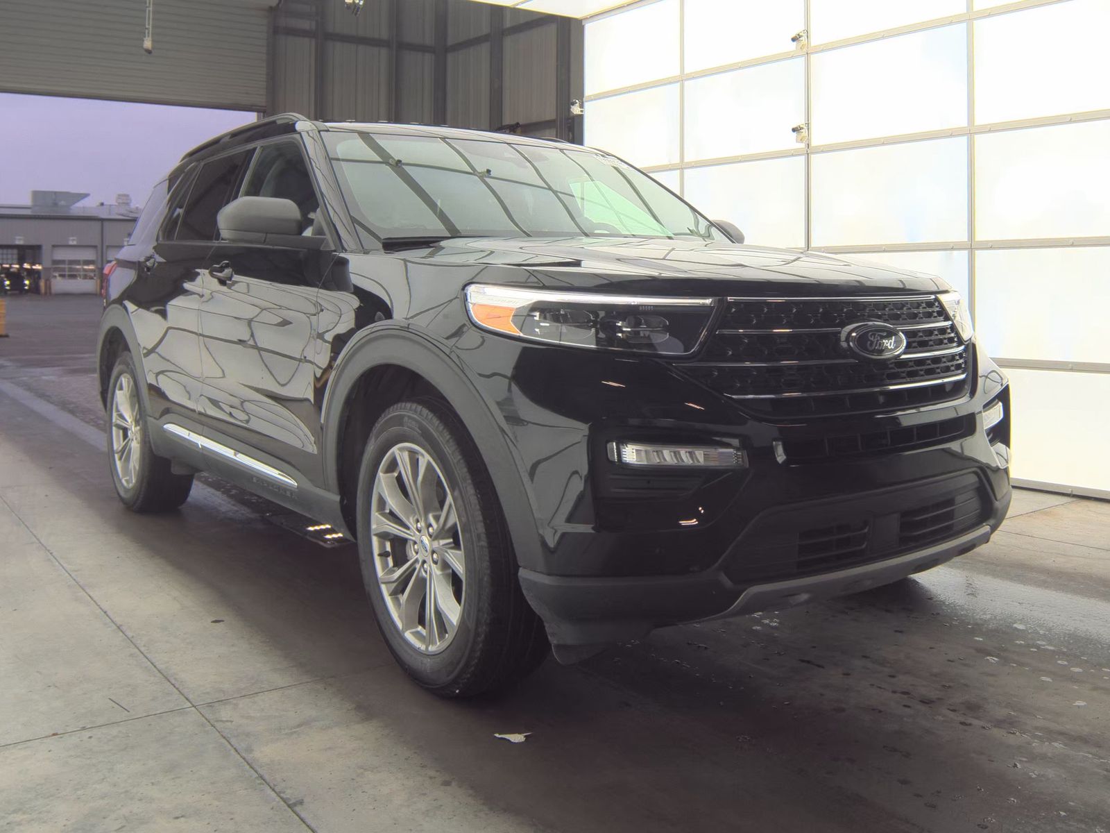 2022 Ford Explorer XLT AWD