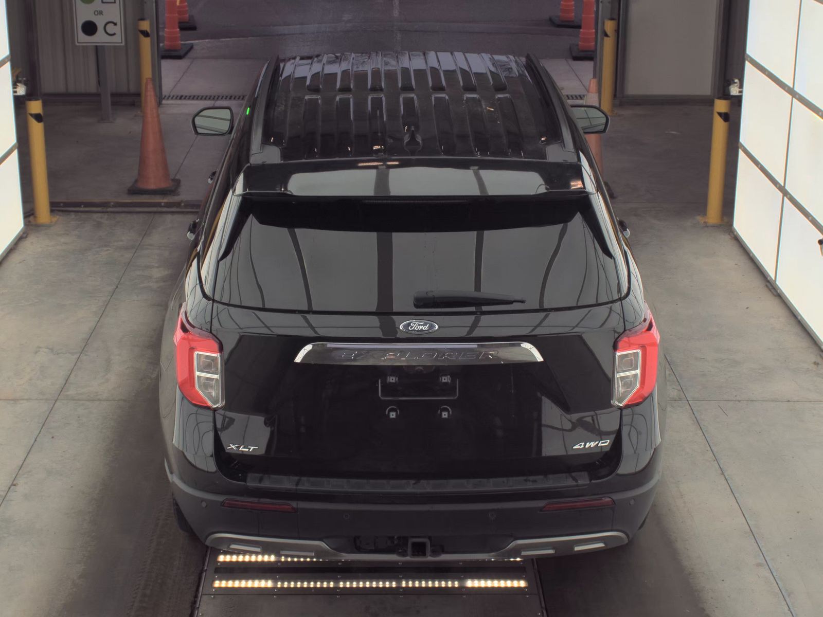 2022 Ford Explorer XLT AWD