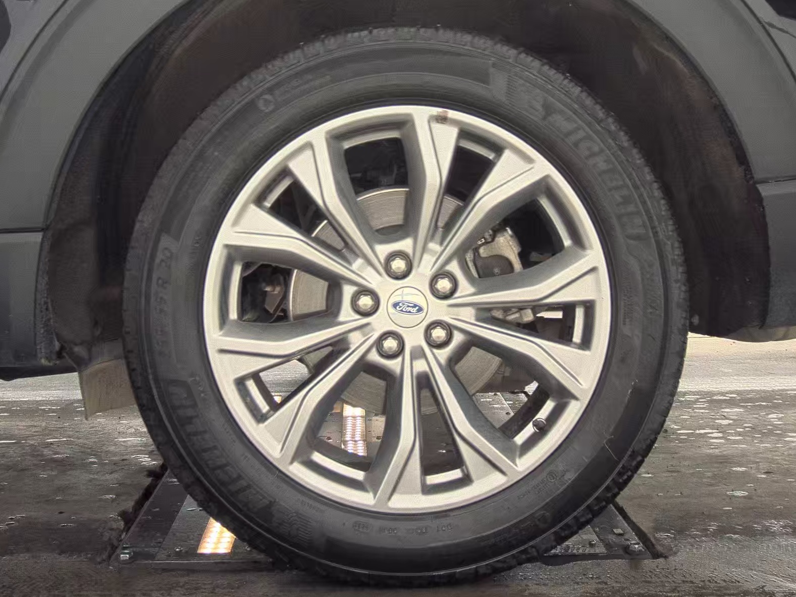 2022 Ford Explorer XLT AWD