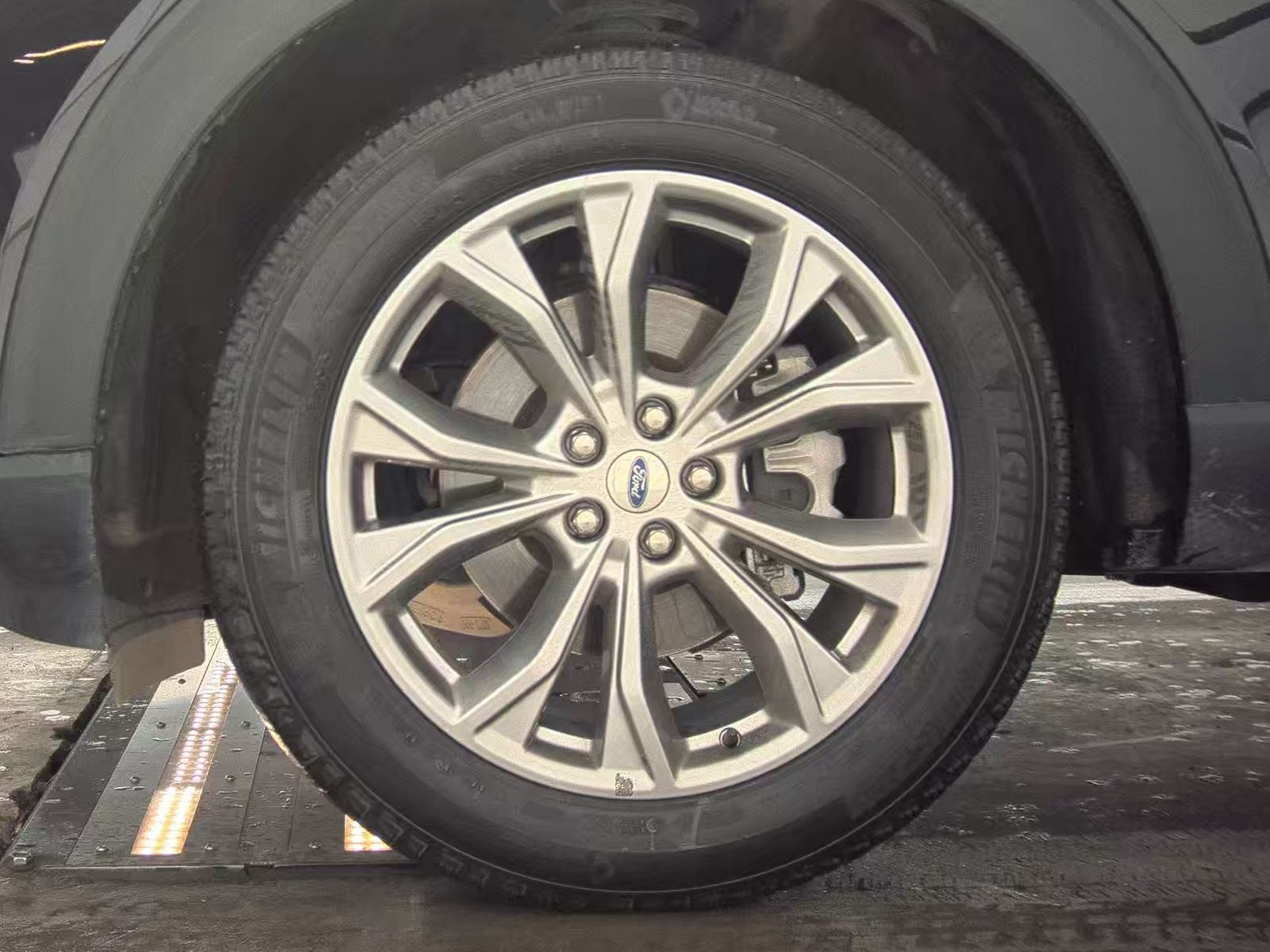 2022 Ford Explorer XLT AWD