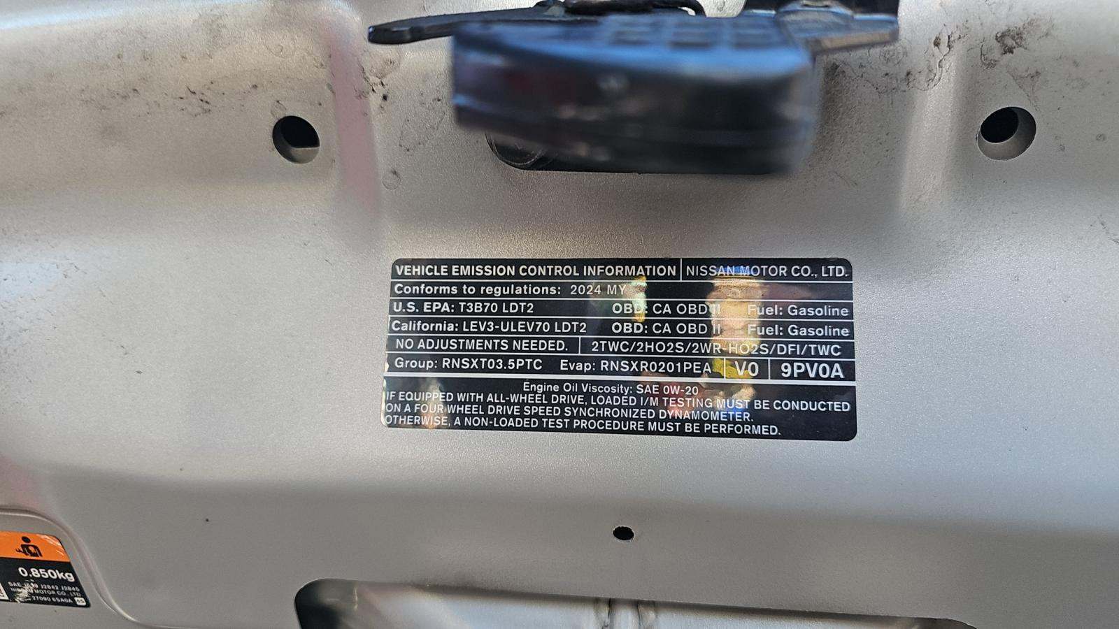 2024 Nissan Pathfinder SL FWD