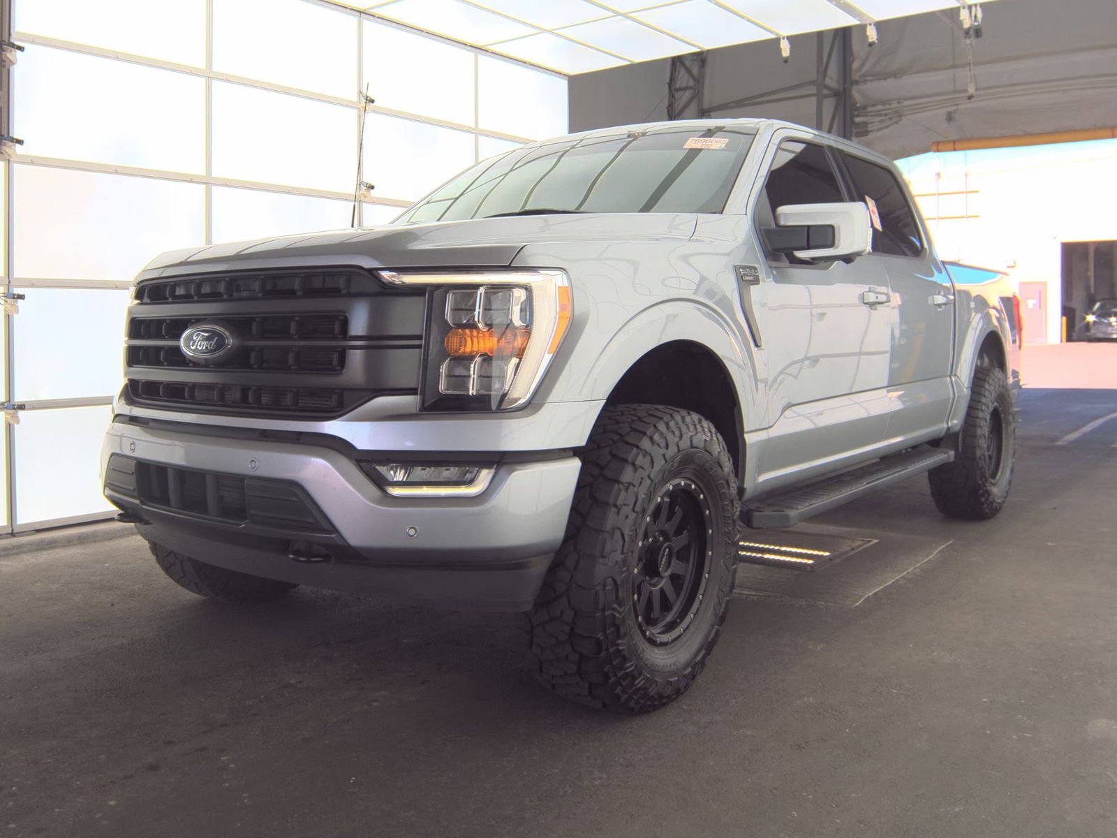 2023 Ford F-150 Lariat AWD