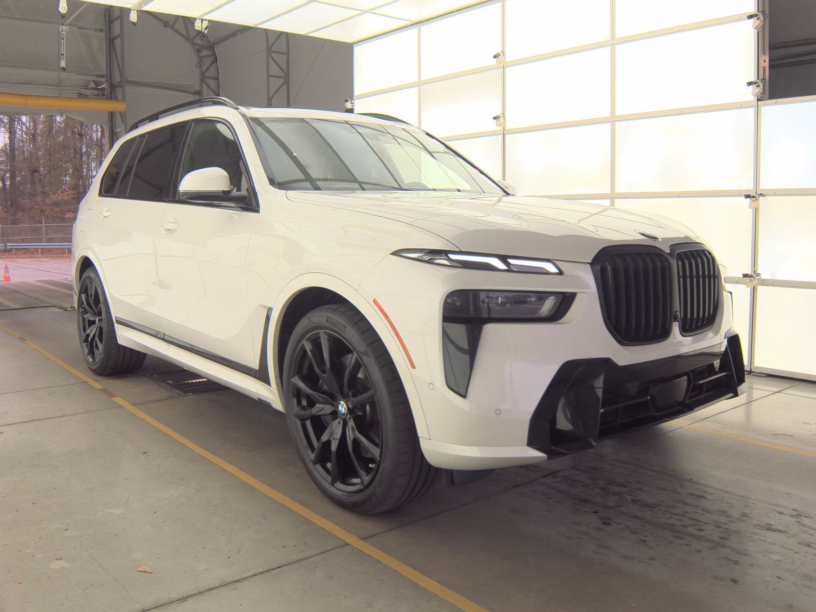 2023 BMW X7 xDrive40i AWD