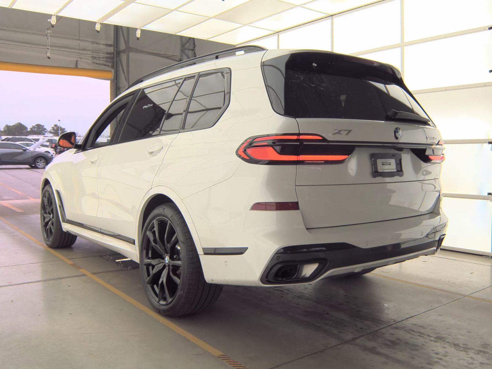 2023 BMW X7 xDrive40i AWD