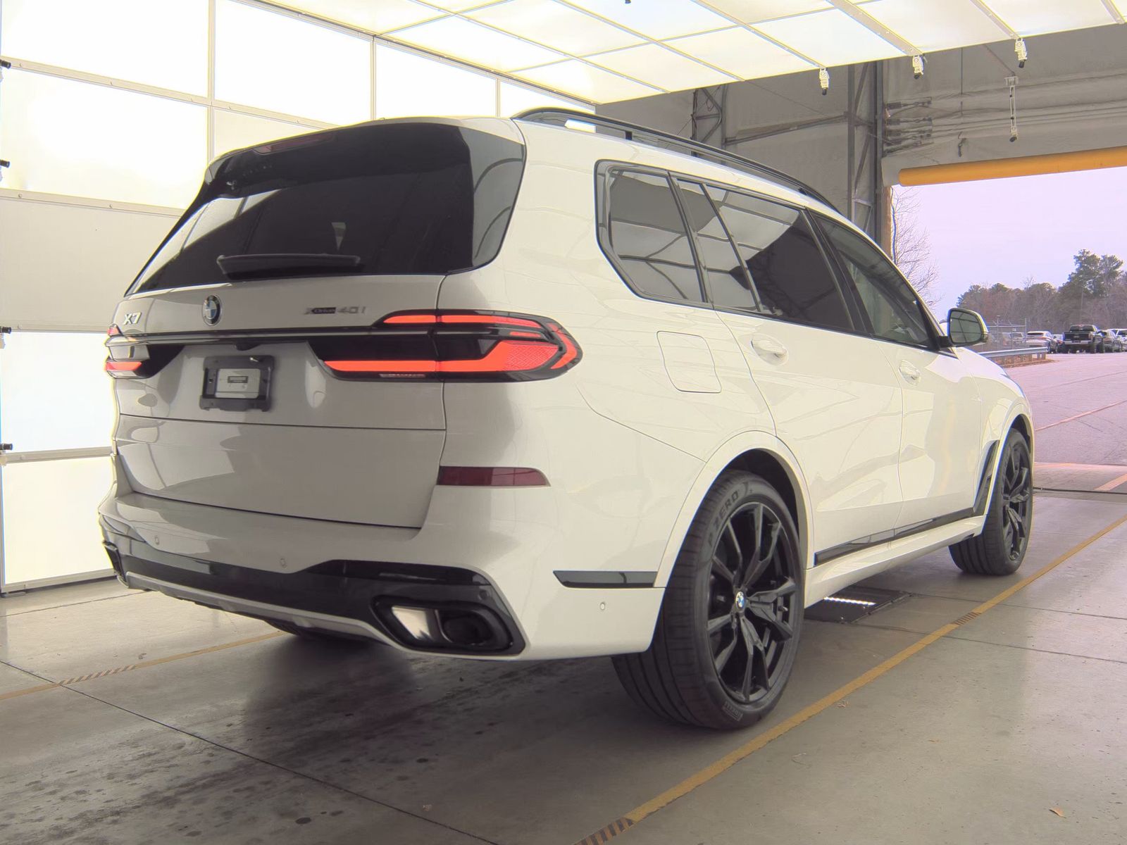 2023 BMW X7 xDrive40i AWD