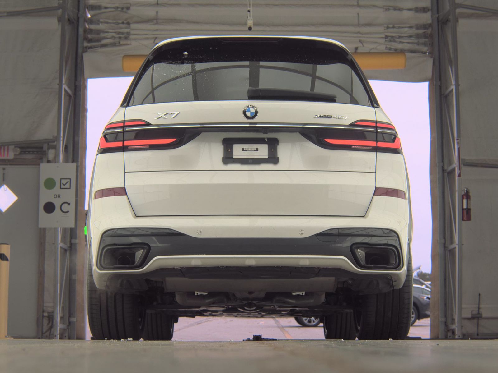 2023 BMW X7 xDrive40i AWD