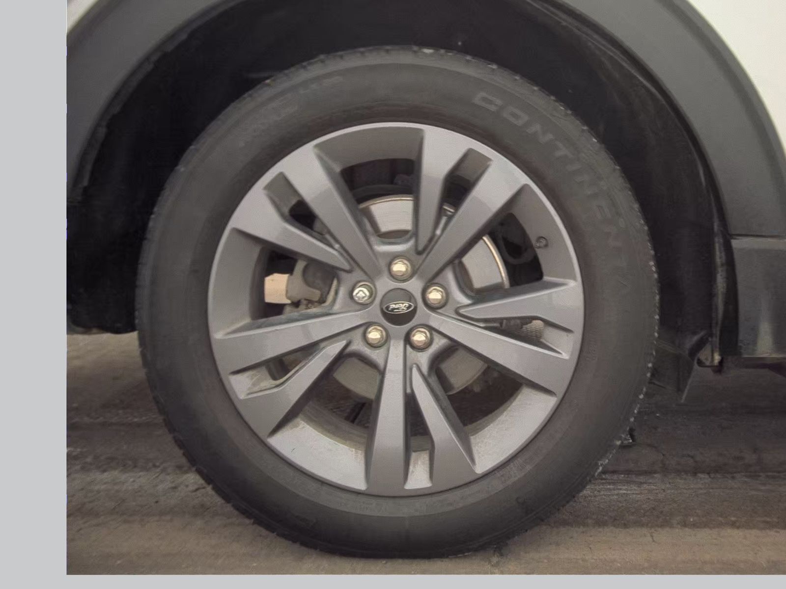 2023 Ford Explorer XLT AWD