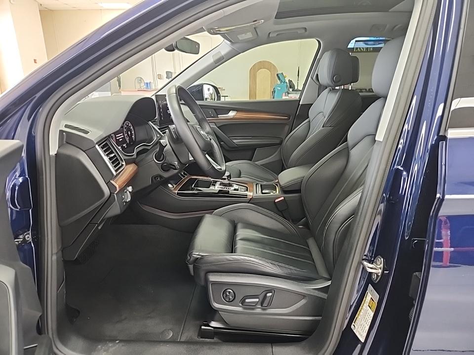 2022 Audi Q5 S line Prestige AWD