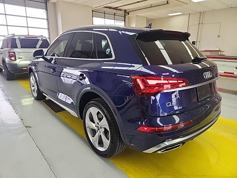 2022 Audi Q5 S line Prestige AWD