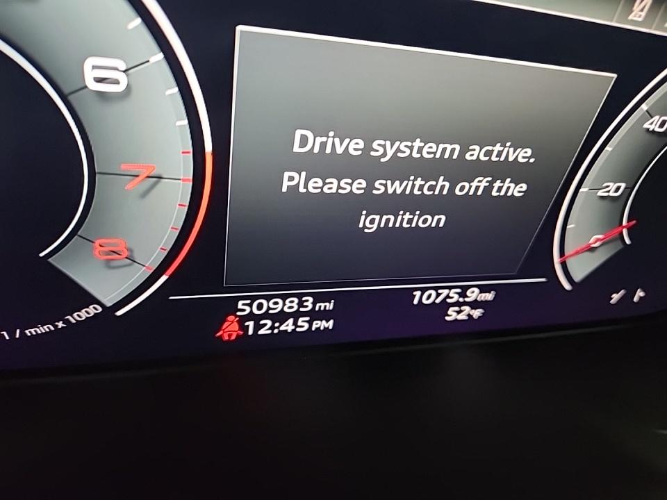 2022 Audi Q5 S line Prestige AWD