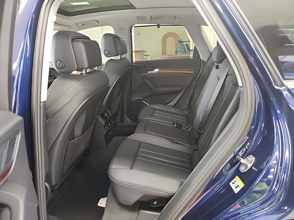 2022 Audi Q5 S line Prestige AWD