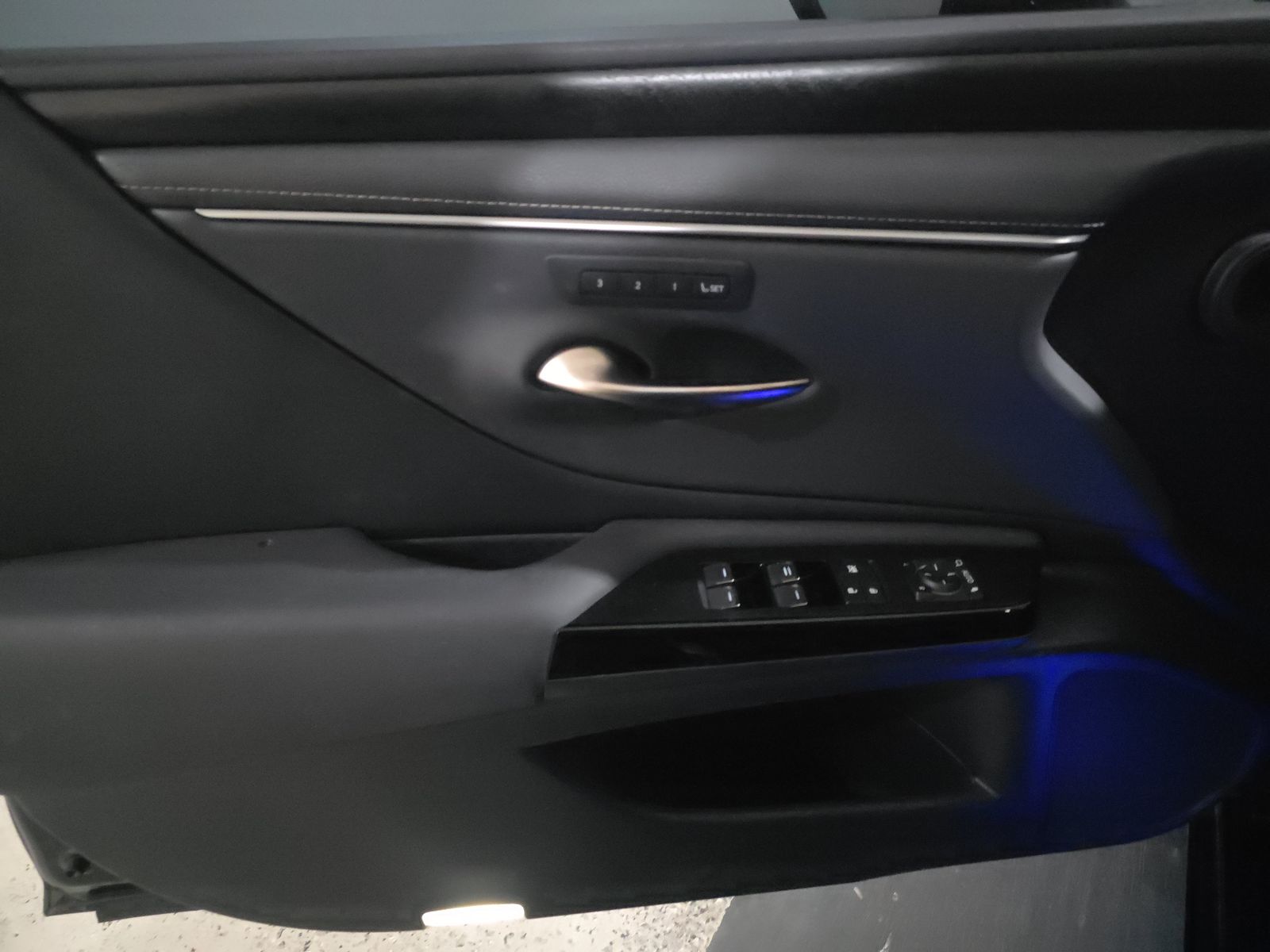 2023 Lexus ES ES 300h FWD