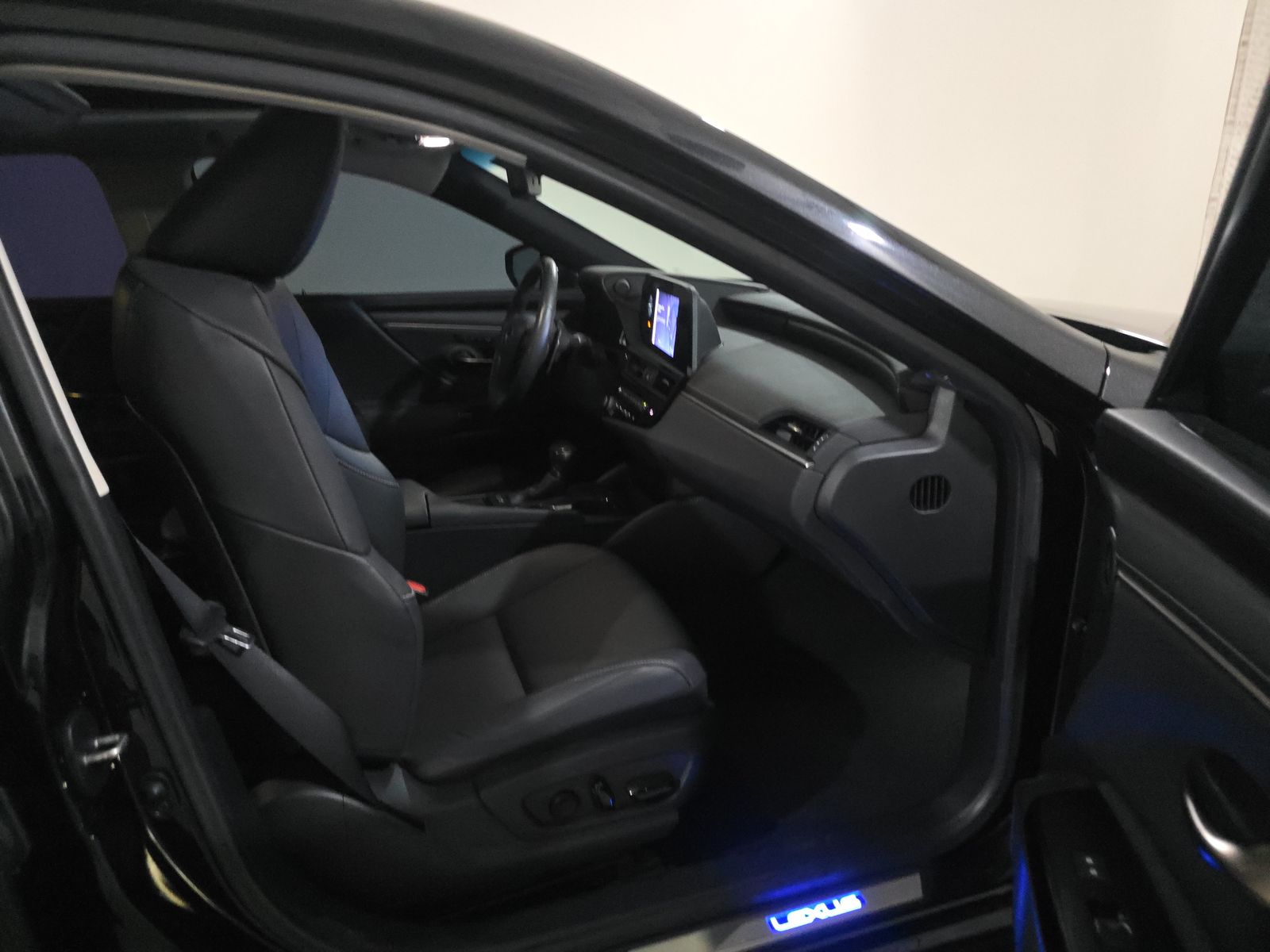 2023 Lexus ES ES 300h FWD