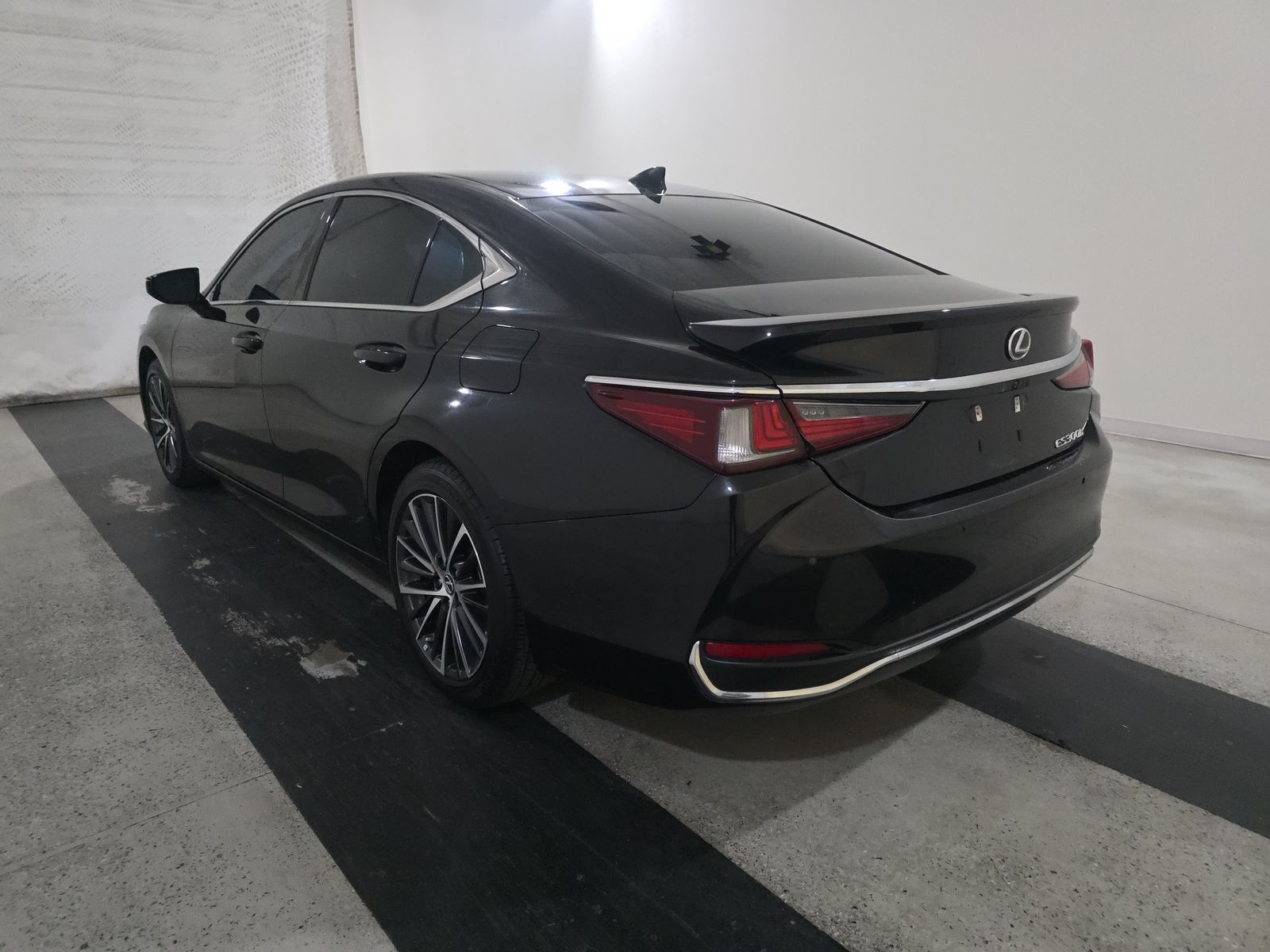 2023 Lexus ES ES 300h FWD