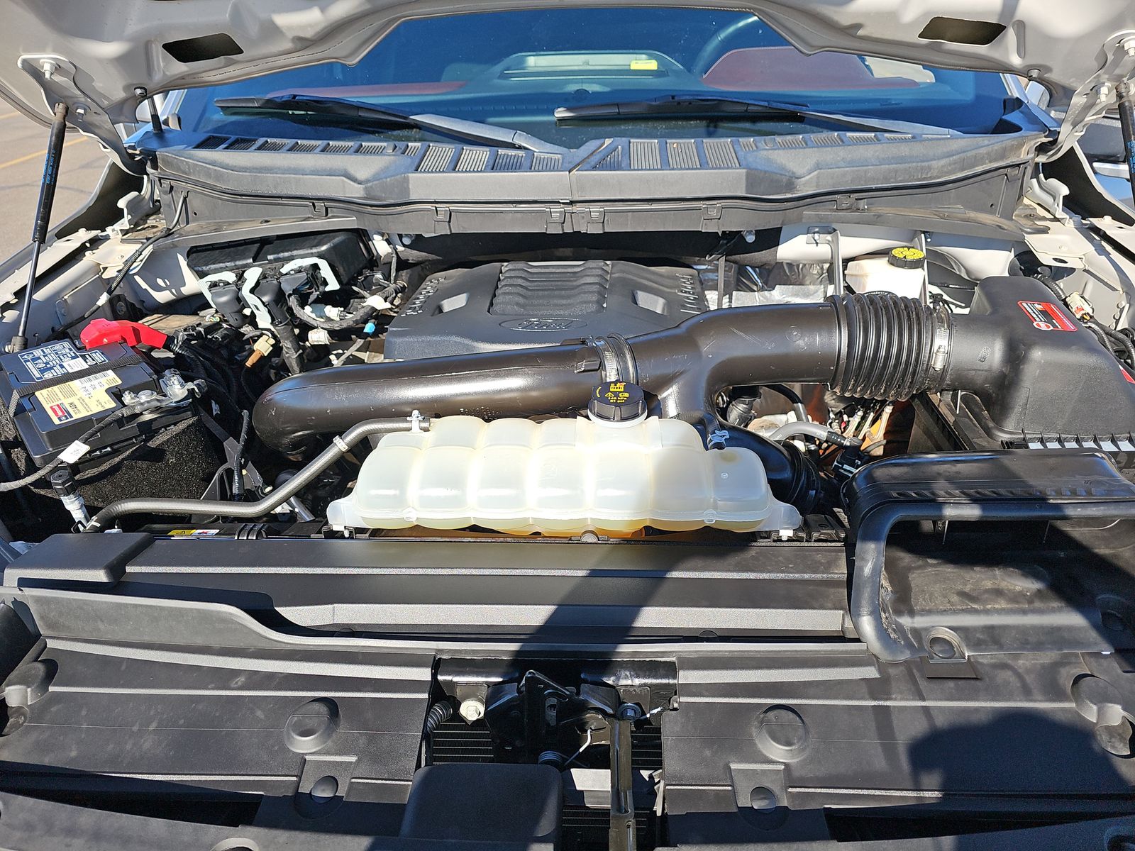 2023 Ford F-150 Lariat AWD