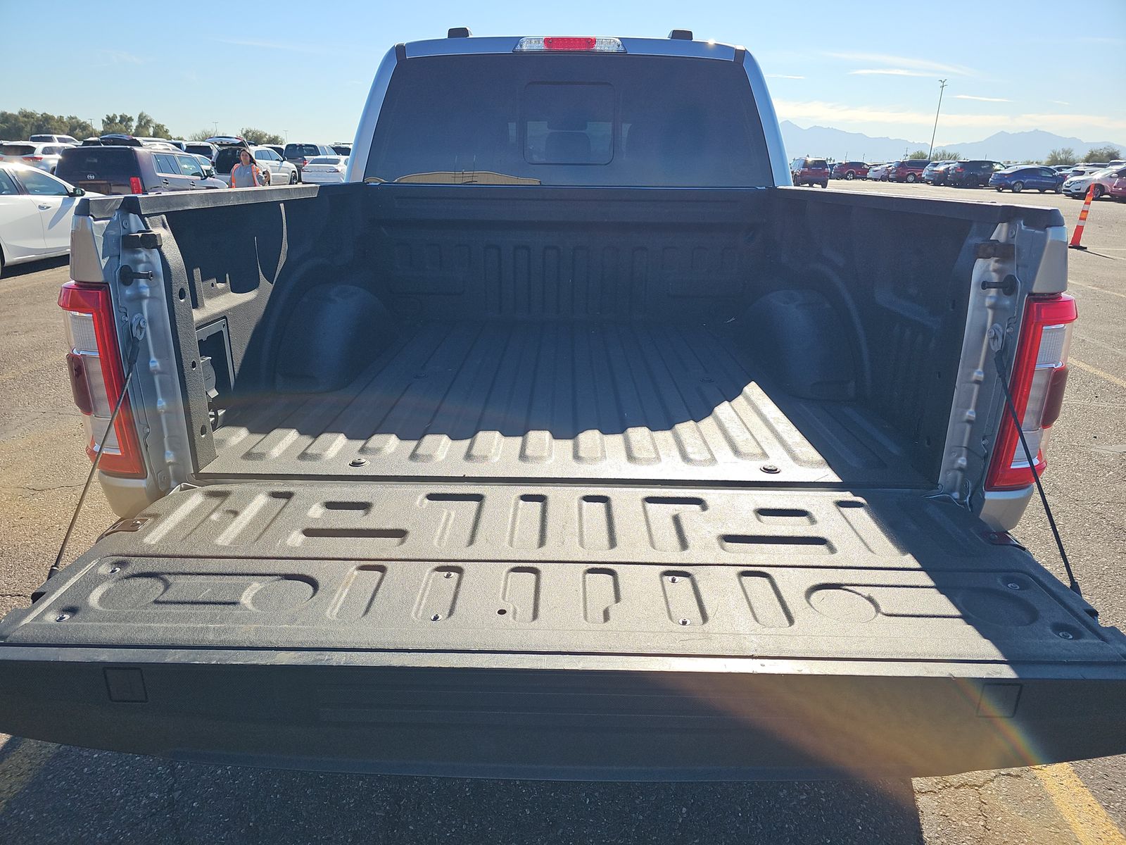 2023 Ford F-150 Lariat AWD