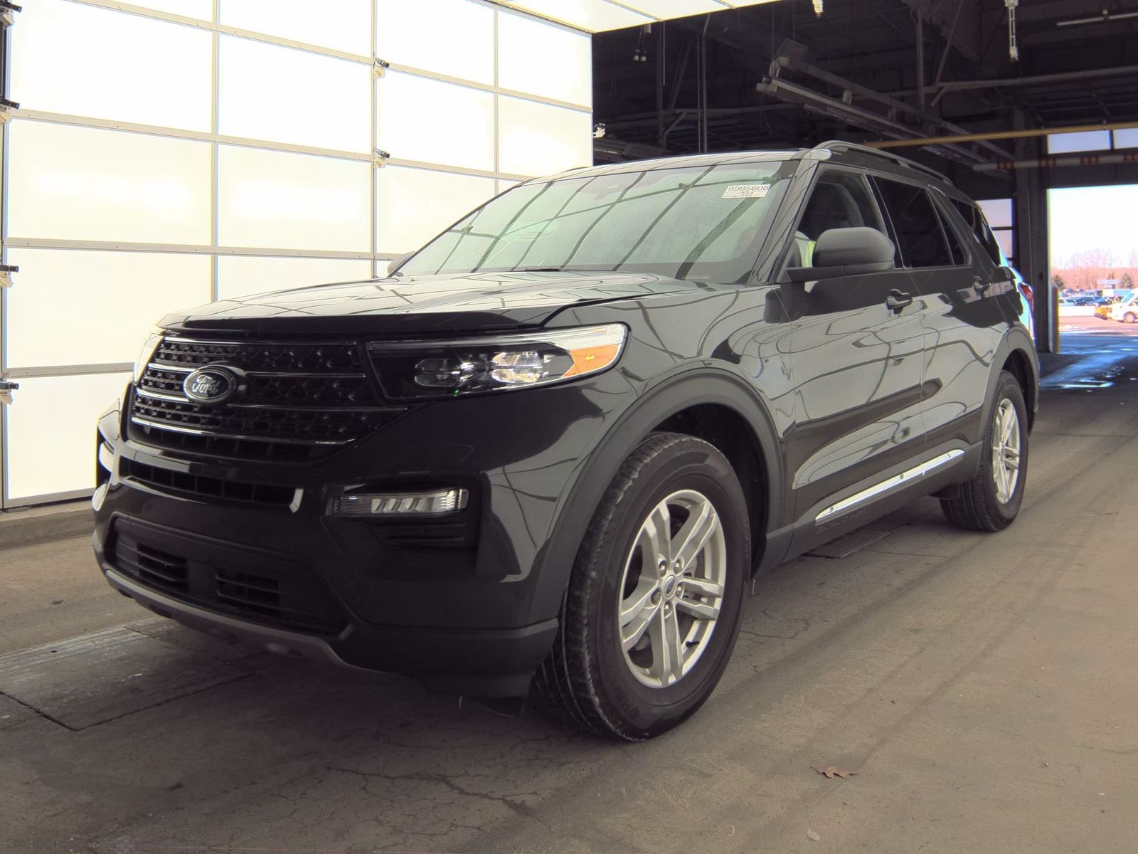 2023 Ford Explorer XLT AWD