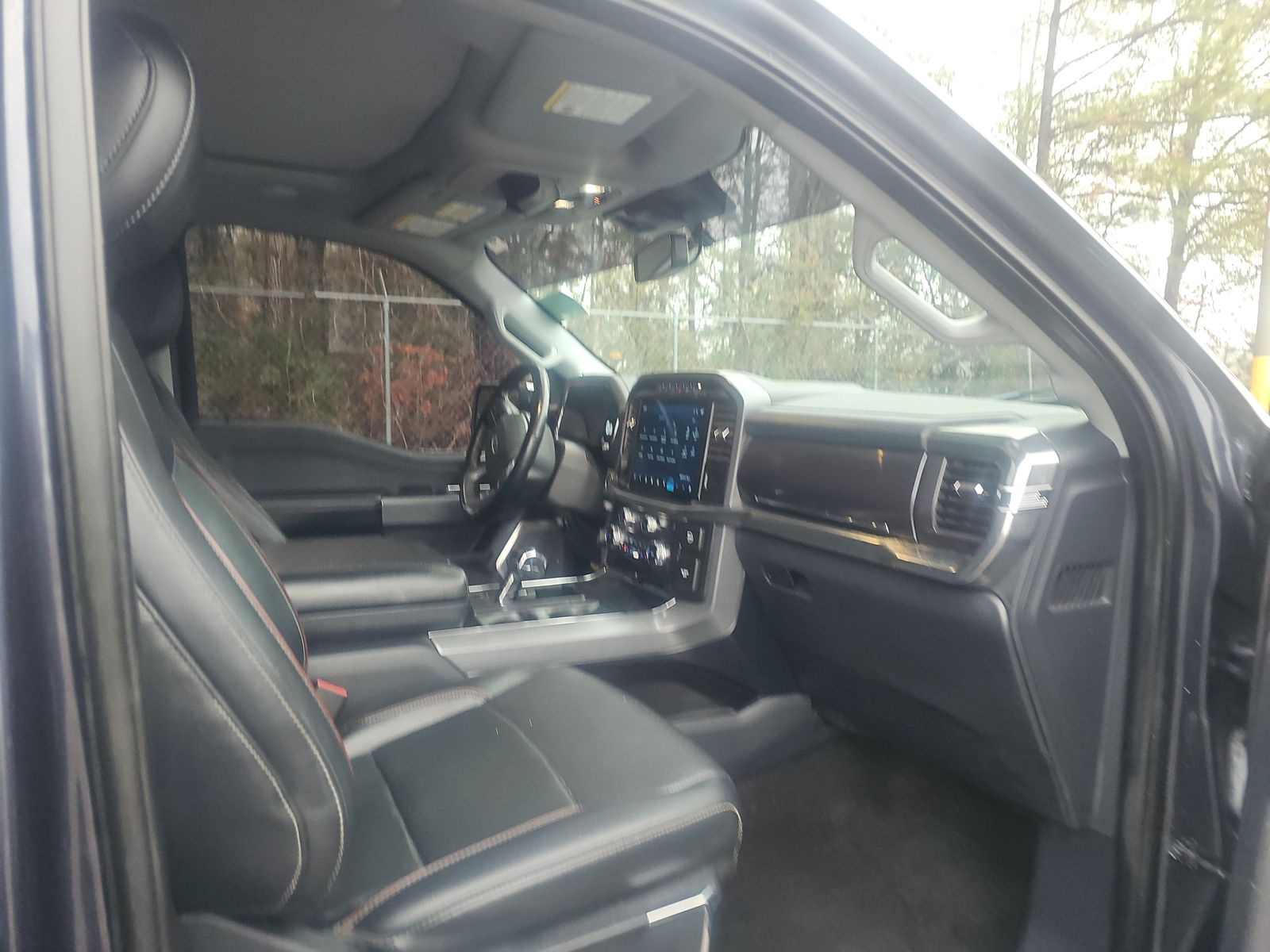 2022 Ford F-150 Hybrid Lariat AWD