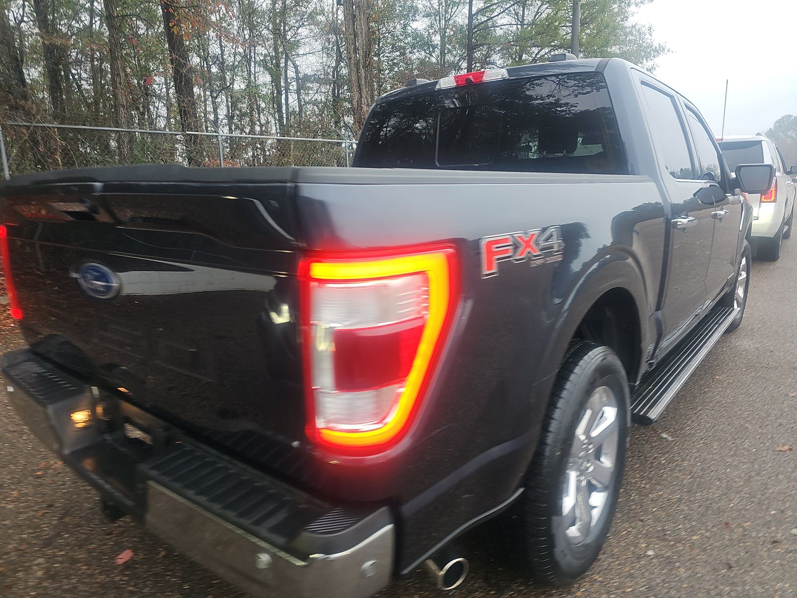 2022 Ford F-150 Hybrid Lariat AWD